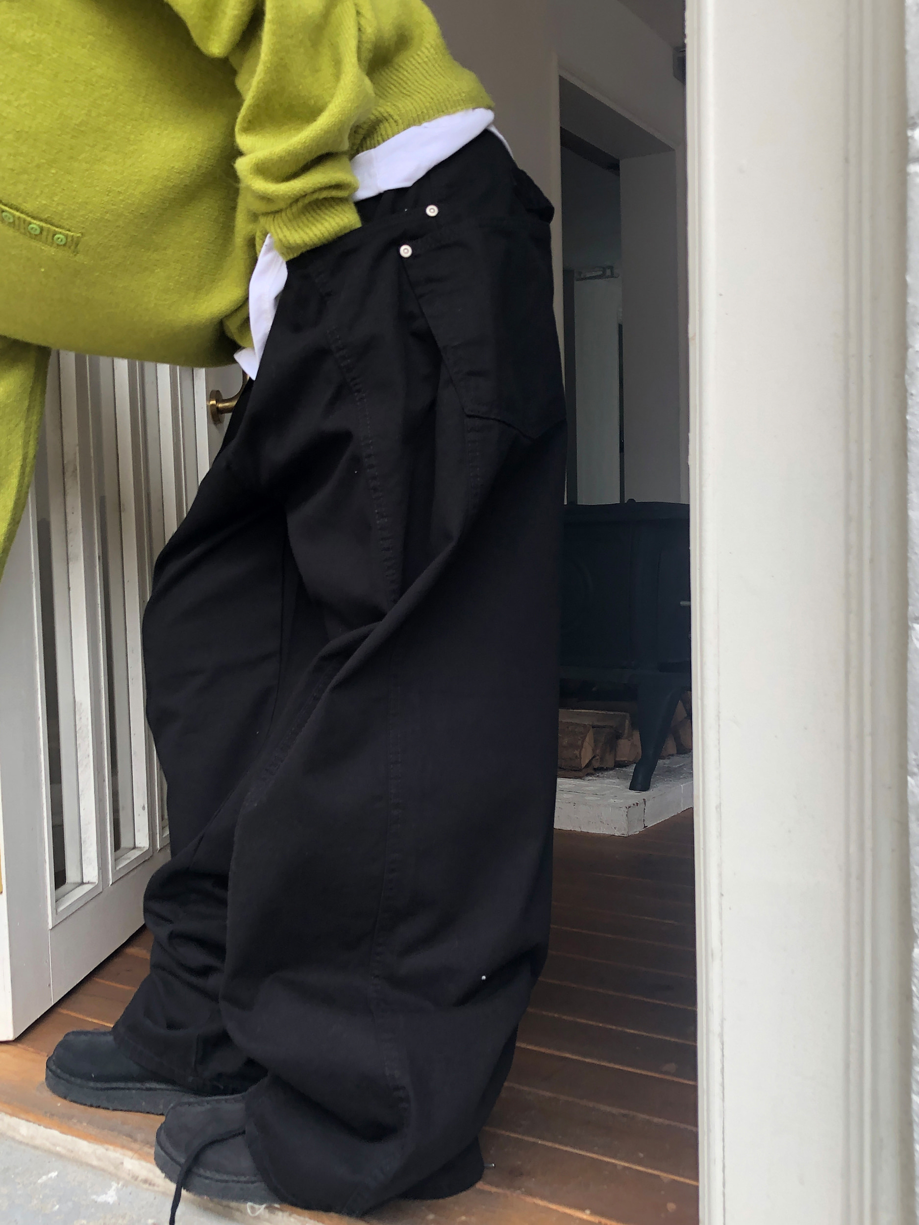 Side Pocket Wide-Leg Pants