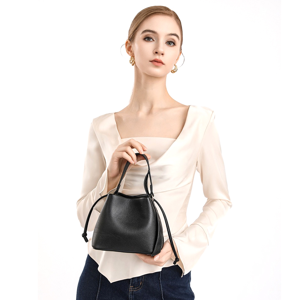 Charlotte Hand Bag | Charlotte 女裝斜背手袋