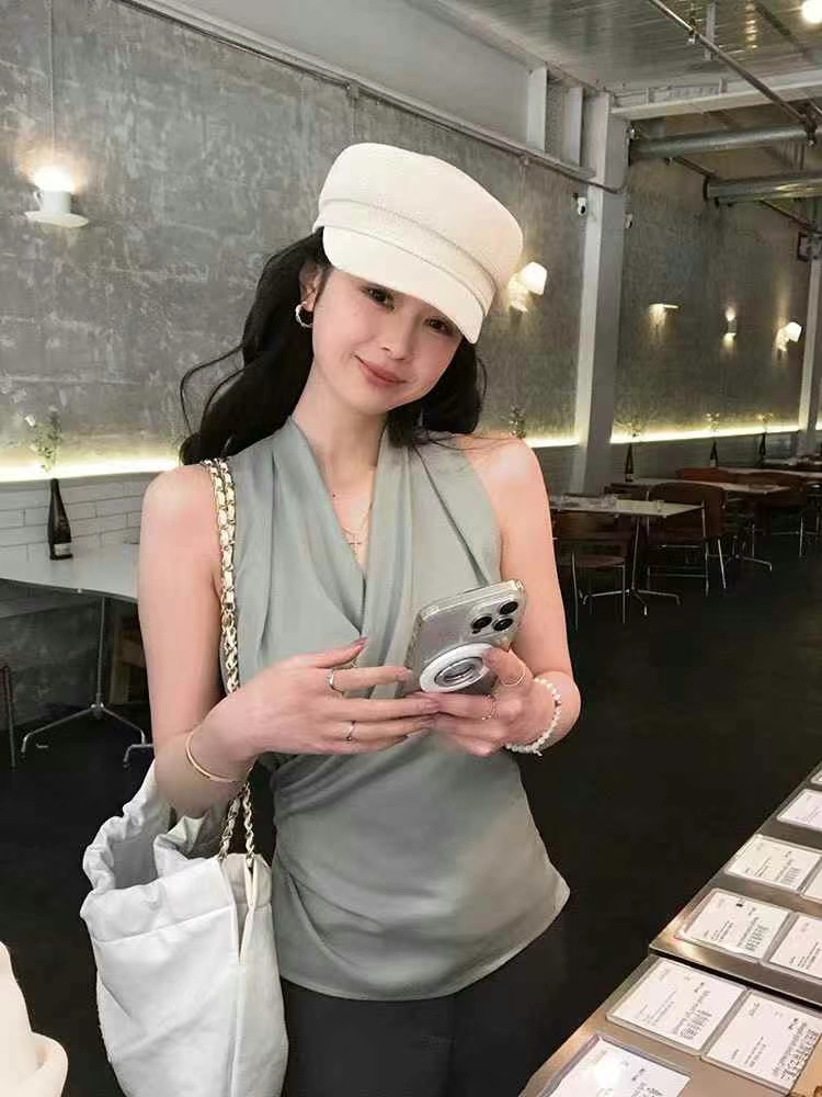 4344 湖蓝色上衣