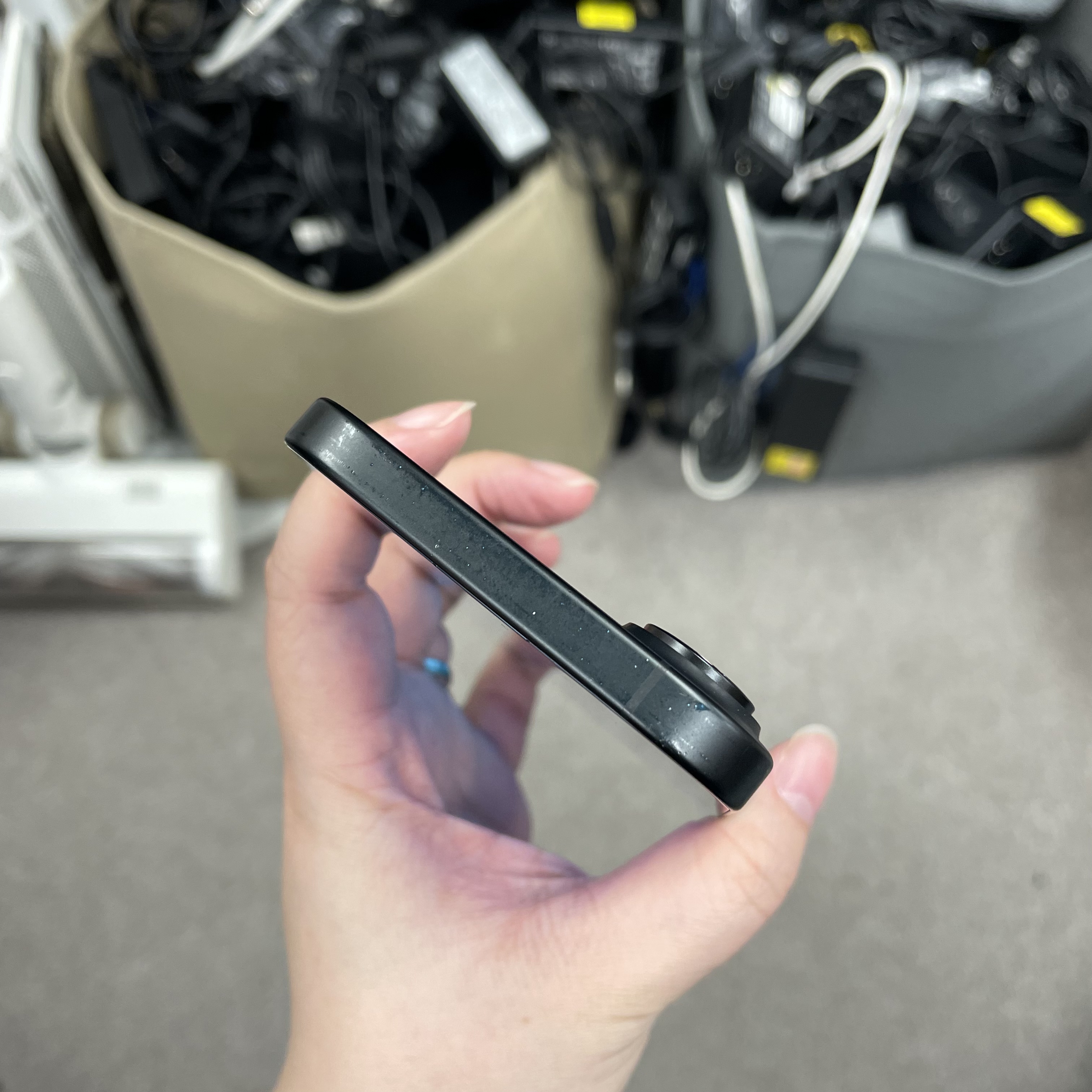 *5974 16 128GB 靚機 128GB 電89 黑色 black