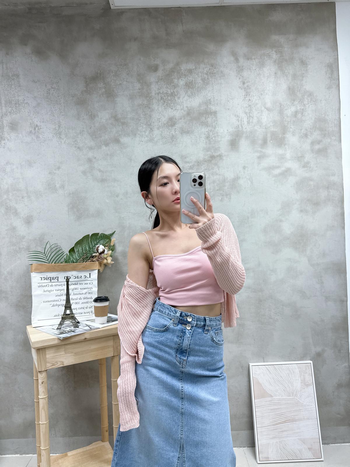 G16 暗紋心型領Bra top