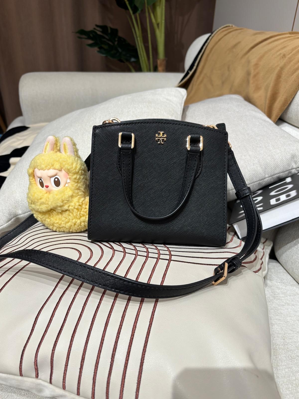 Tory Burch 2way bag 十字牛皮 100%Authentic ,98%new  ✅dust bag✅strap 