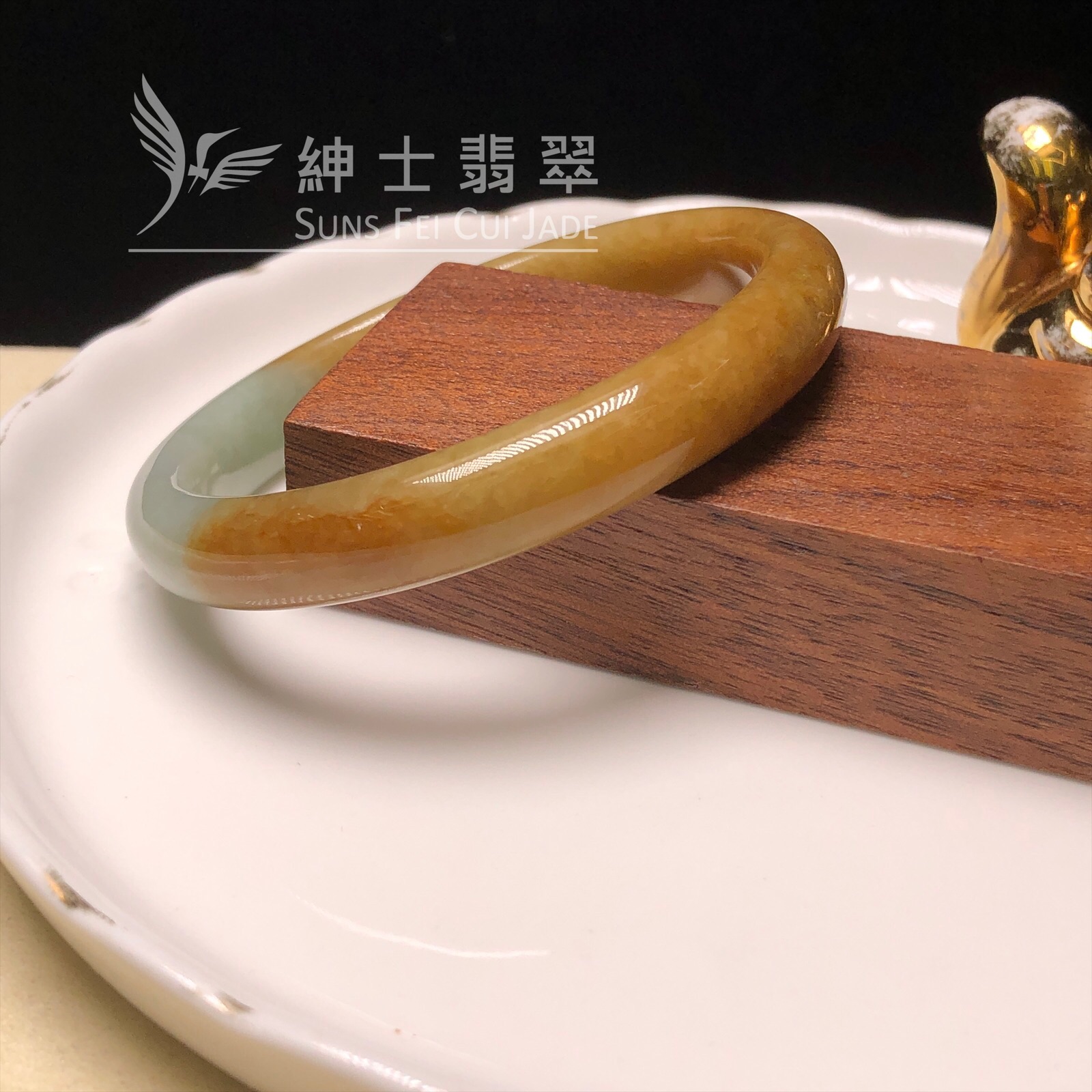 YK00013 大馬坎翡色貴妃鐲53.3mm