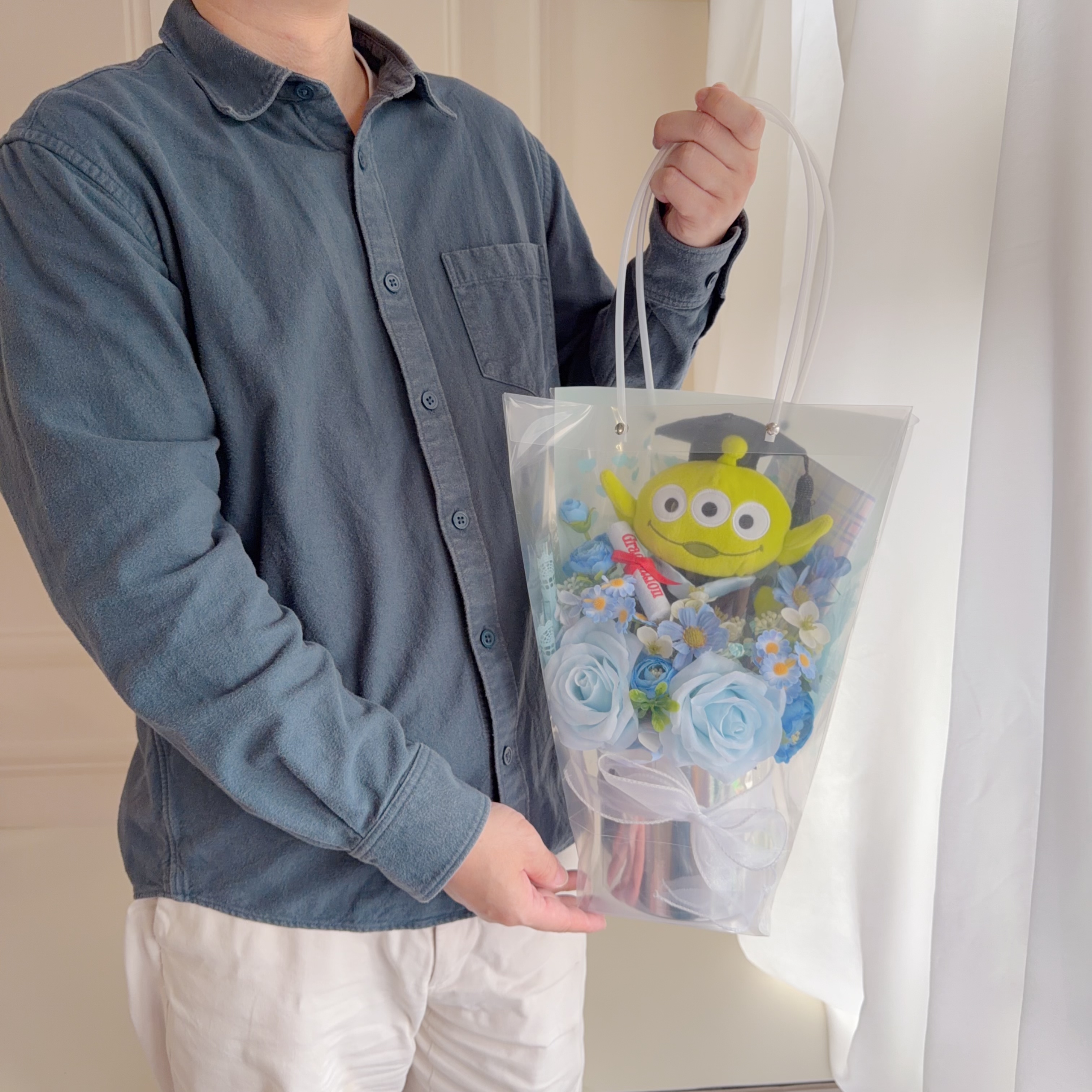 （現貨）三眼仔畢業公仔花