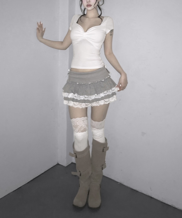 Ribbed Waist Ruffled Mini Skirt