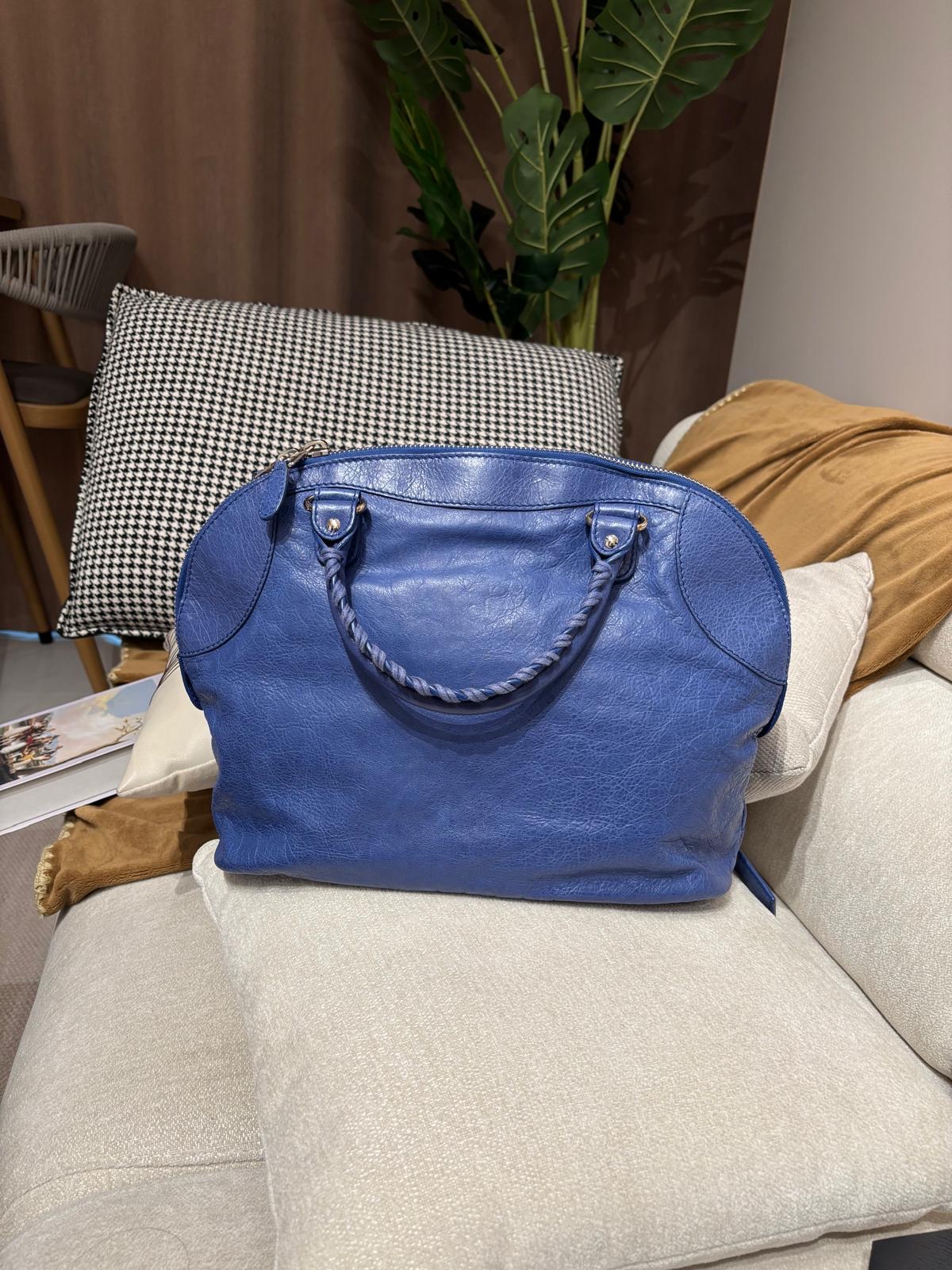 Balenciaga The Gaint City handbag 303281 Calfskin 100%Authentic, 98%New ✅mirror ✅Booklet✅Dust bag