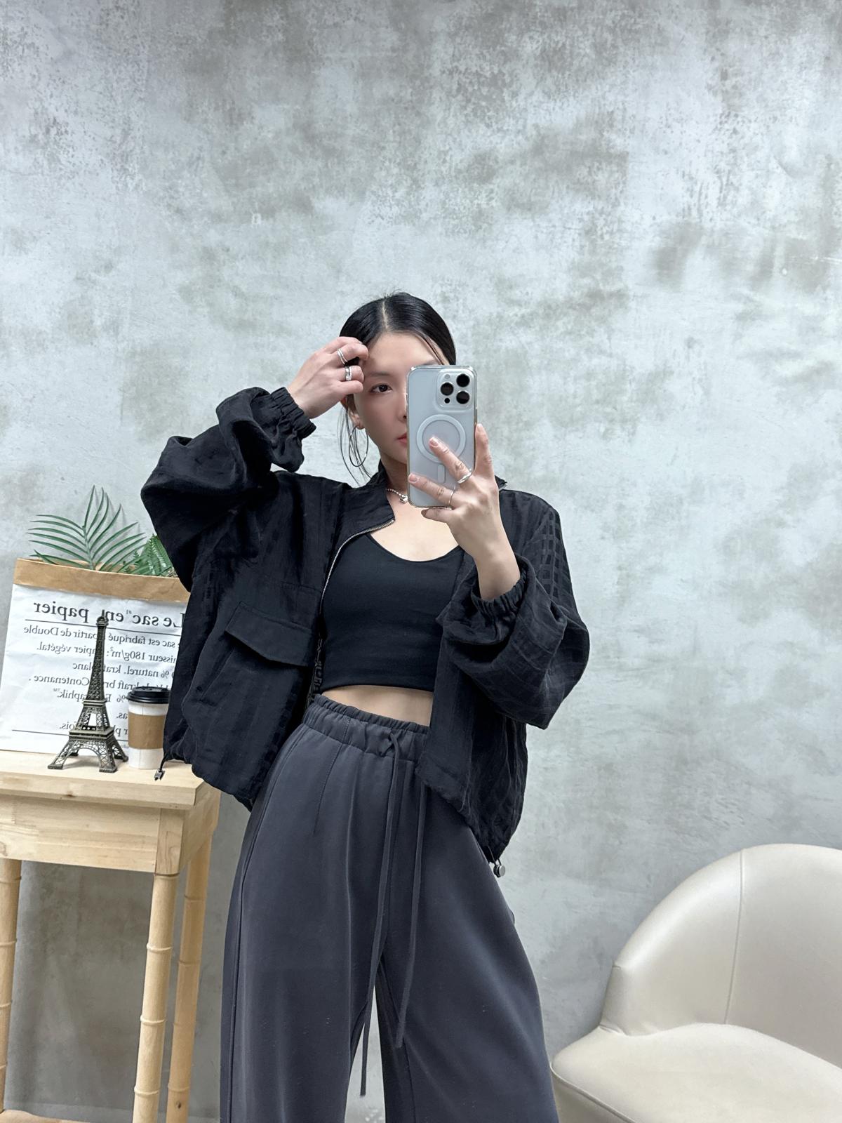 D02 幼帶V領Bra top