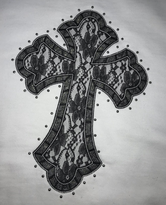 要買就快!應該就停產了>< Laces Chrome mtm