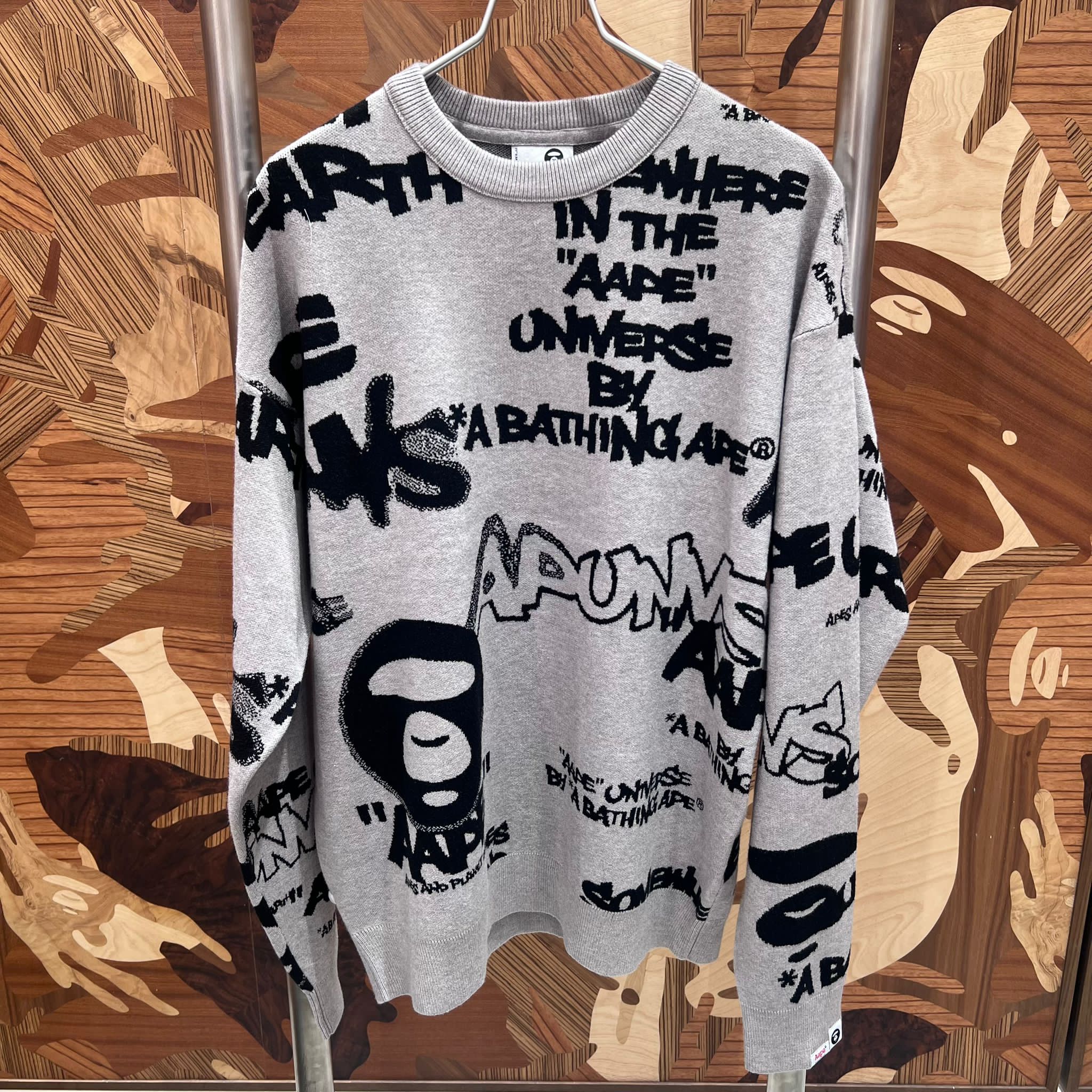 AAPE AAPEUNVS moonface crew neck sweater (D362)