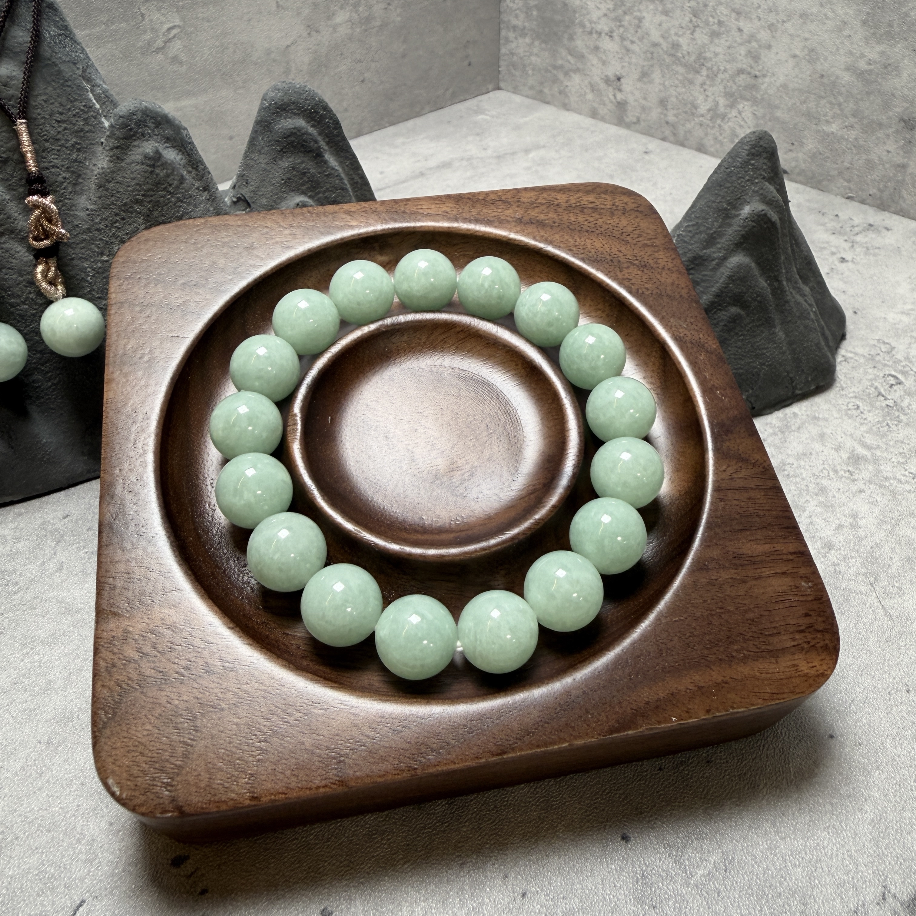 果綠手串11mm （送2顆)