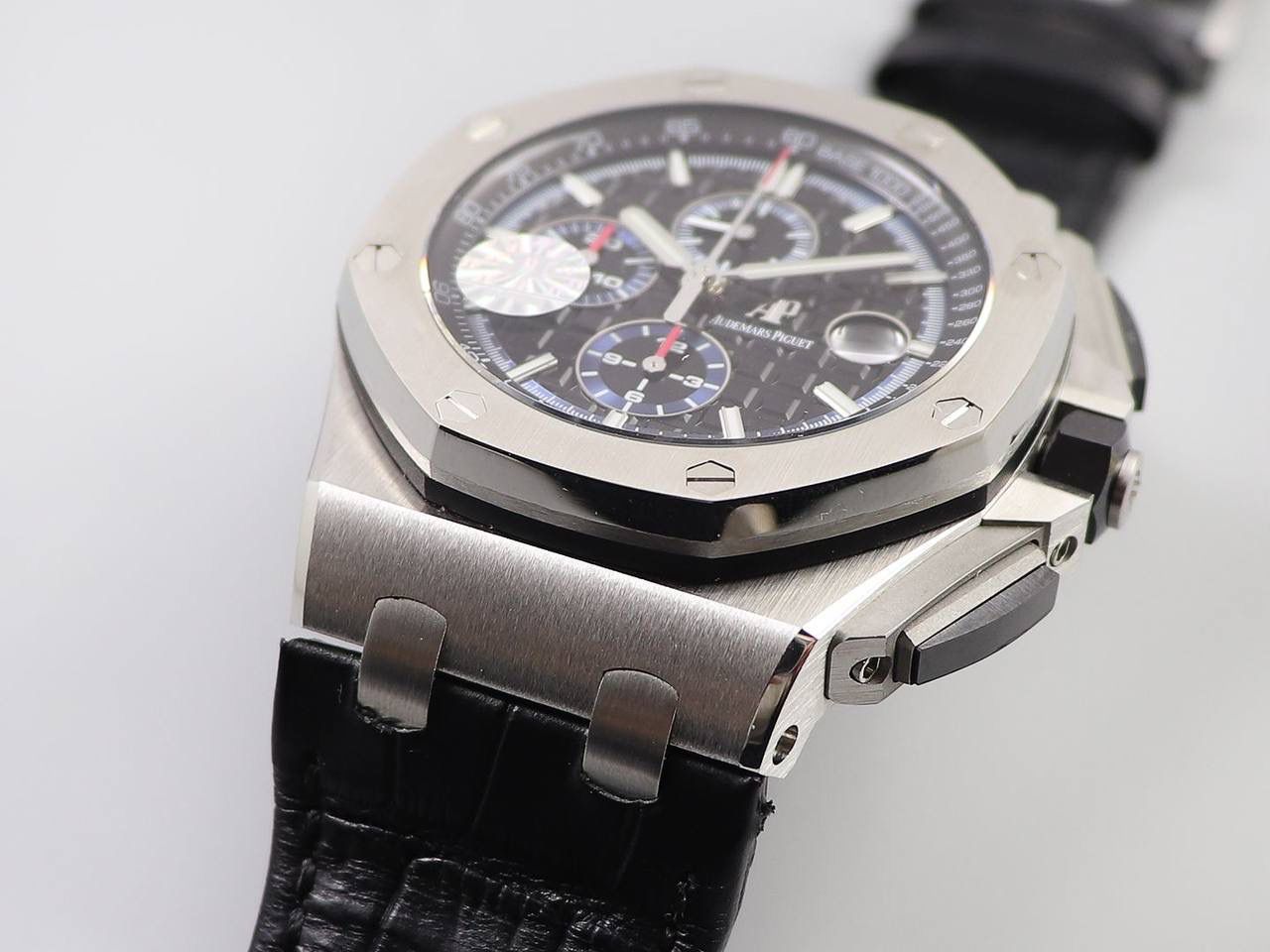 A P26412PT钢壳系列，直径44MM，搭载订制版12H计时3126机芯，特制的顶级橡胶带🔥🔥🔥 最强版＂26412PT＂系列💯