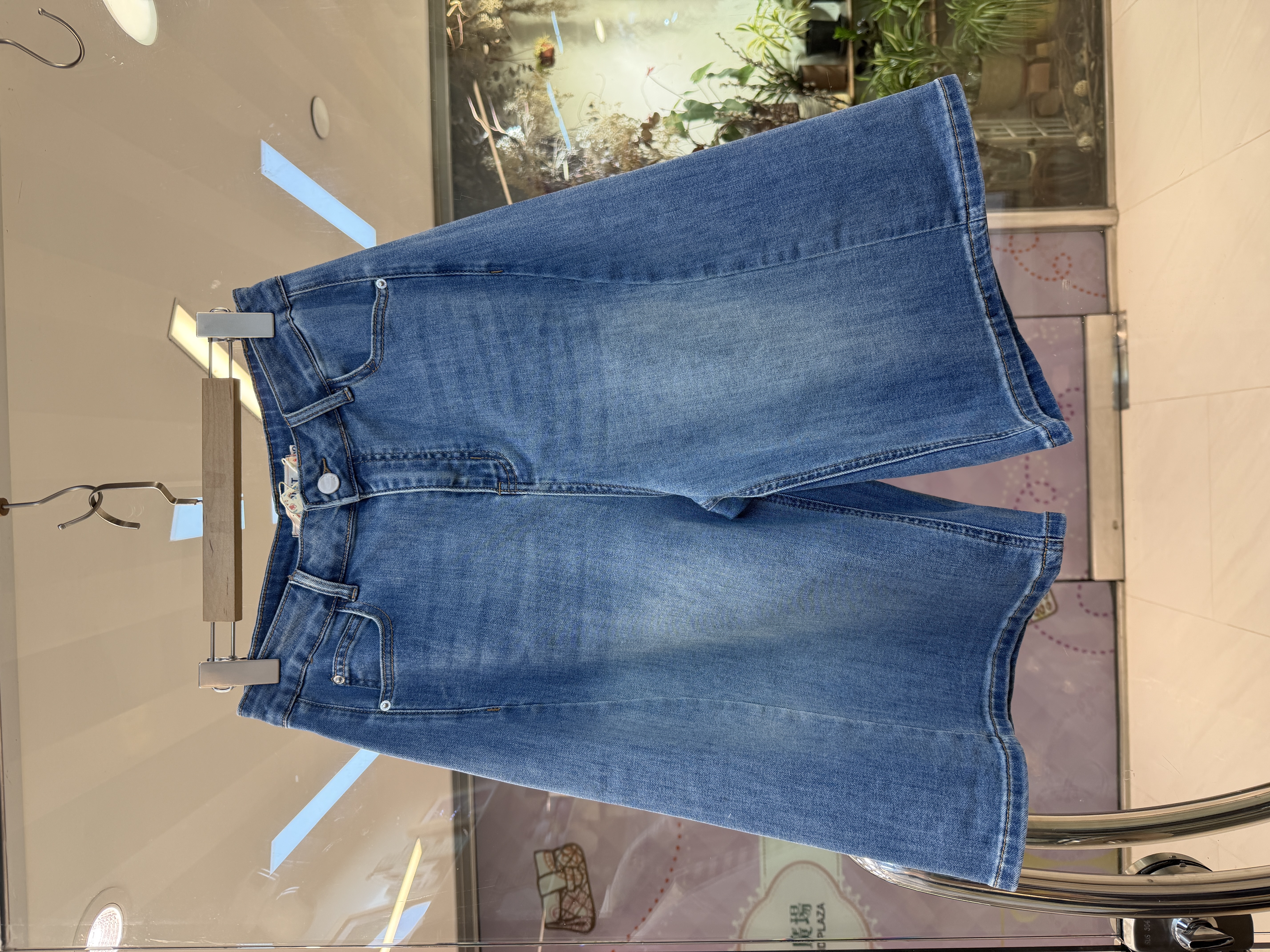 牛仔短褲 M711 843722339