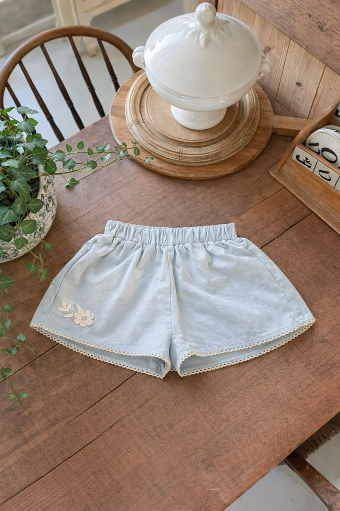 ☀️預訂 韓國直送☀️🇰🇷Marron兩色花卉刺繡花邊短褲