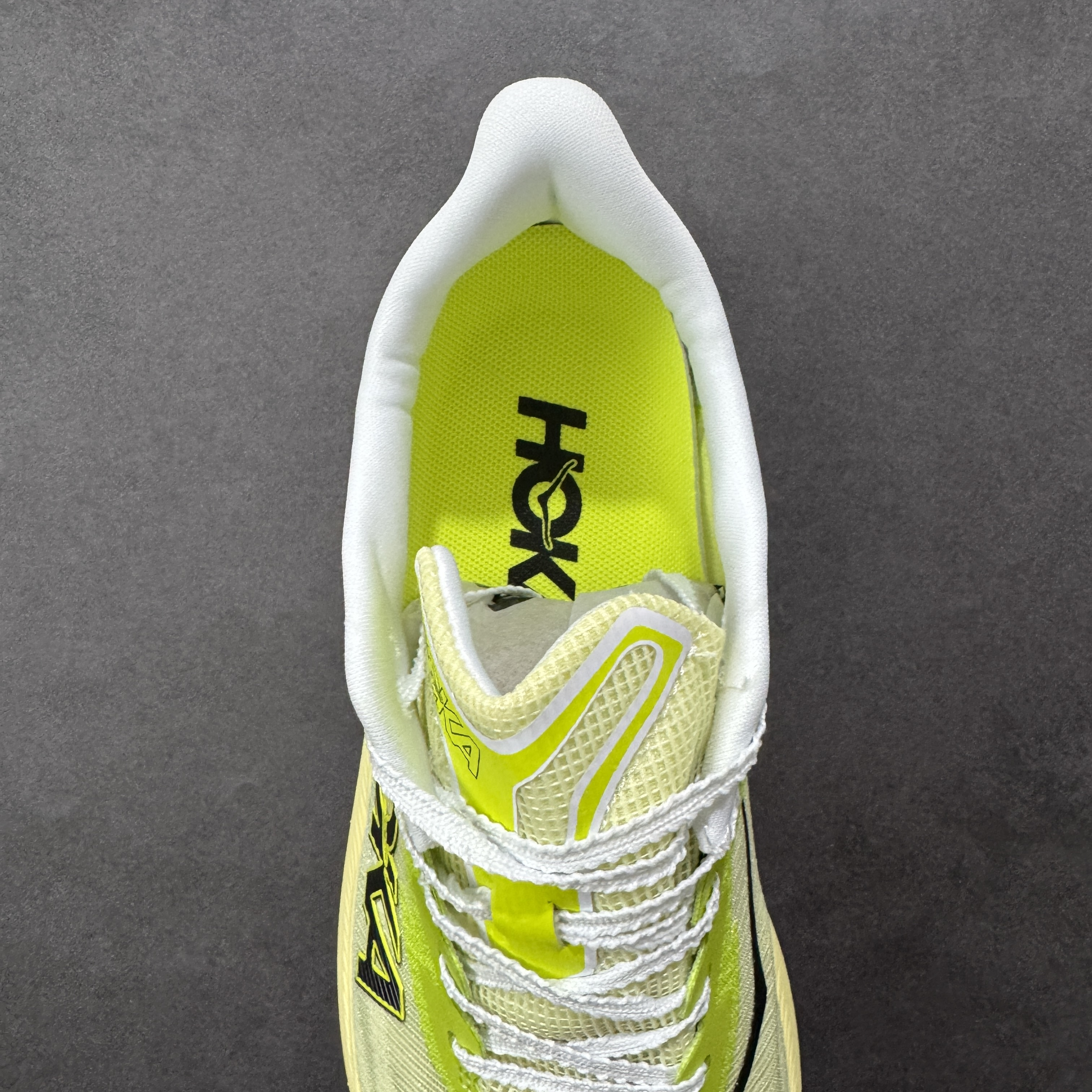 Hoka Rocket X 3