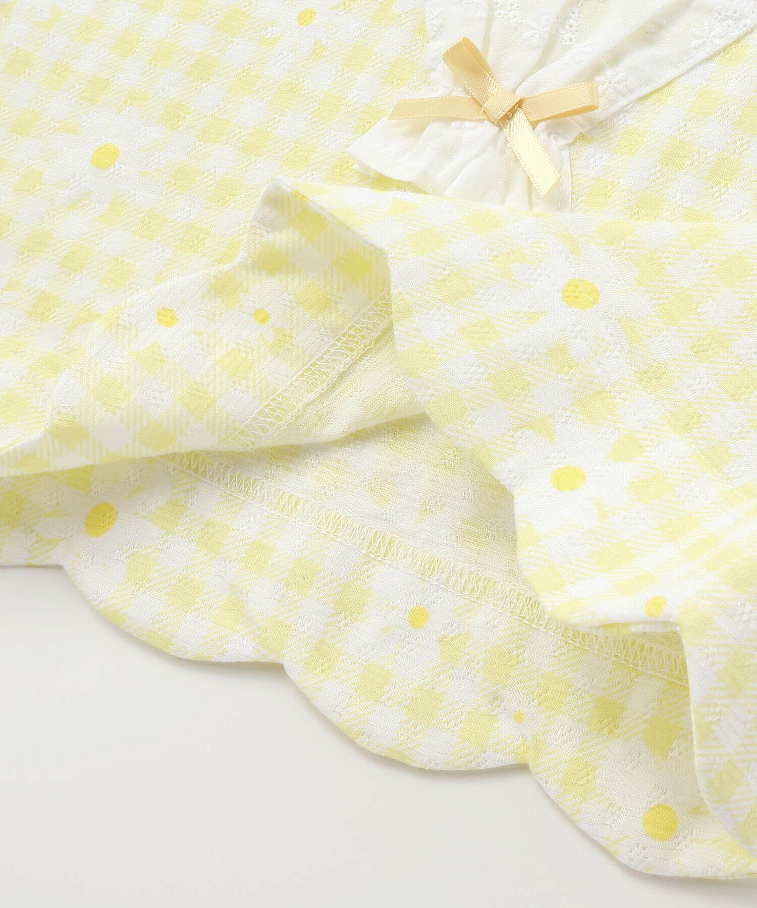 🆕【⭐訂購⭐】  日本直送🌀立體花束剪裁 扇形下擺 泡泡袖 短袖Tee［2款選］🌀[ELDA-0031][260430]