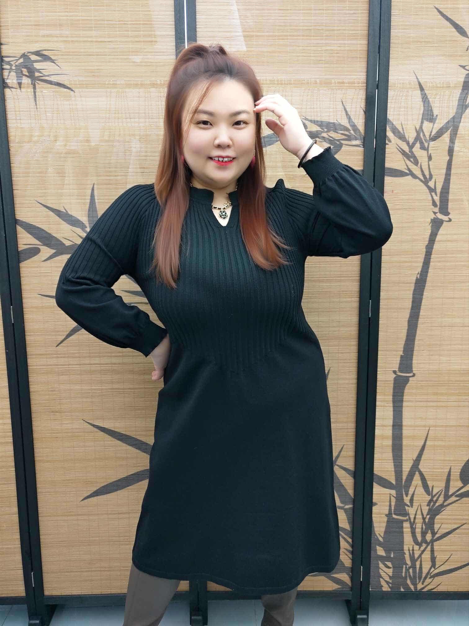 DDF10 2313 法式灯笼袖修身款针织连身裙