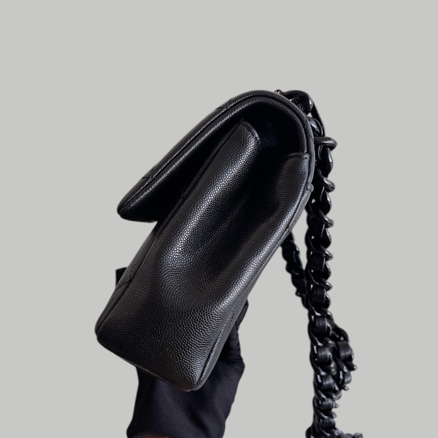 Chanel Caviar so black 