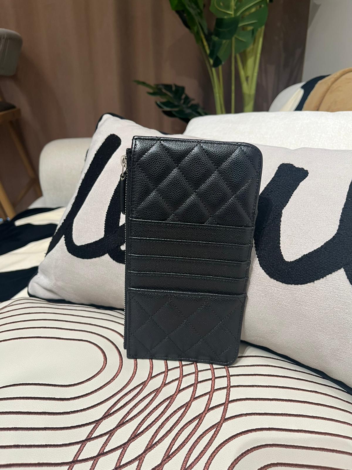 Chanel phone zip wallet 黑色荔枝牛皮銀扣 100%Authentic ,92%new  ✅ 26貼 ✅dust bag 