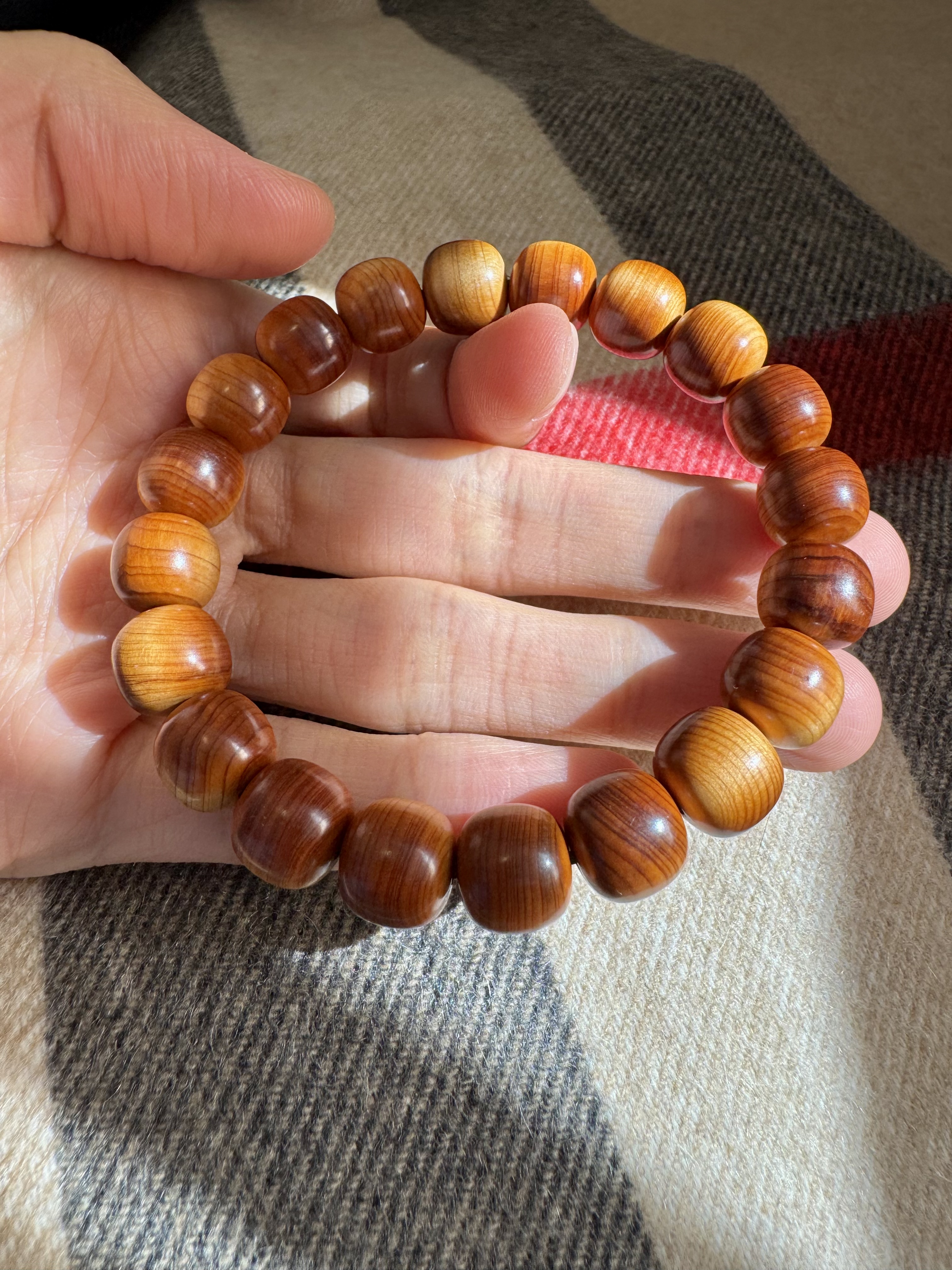 陳化黑油料崖柏手串