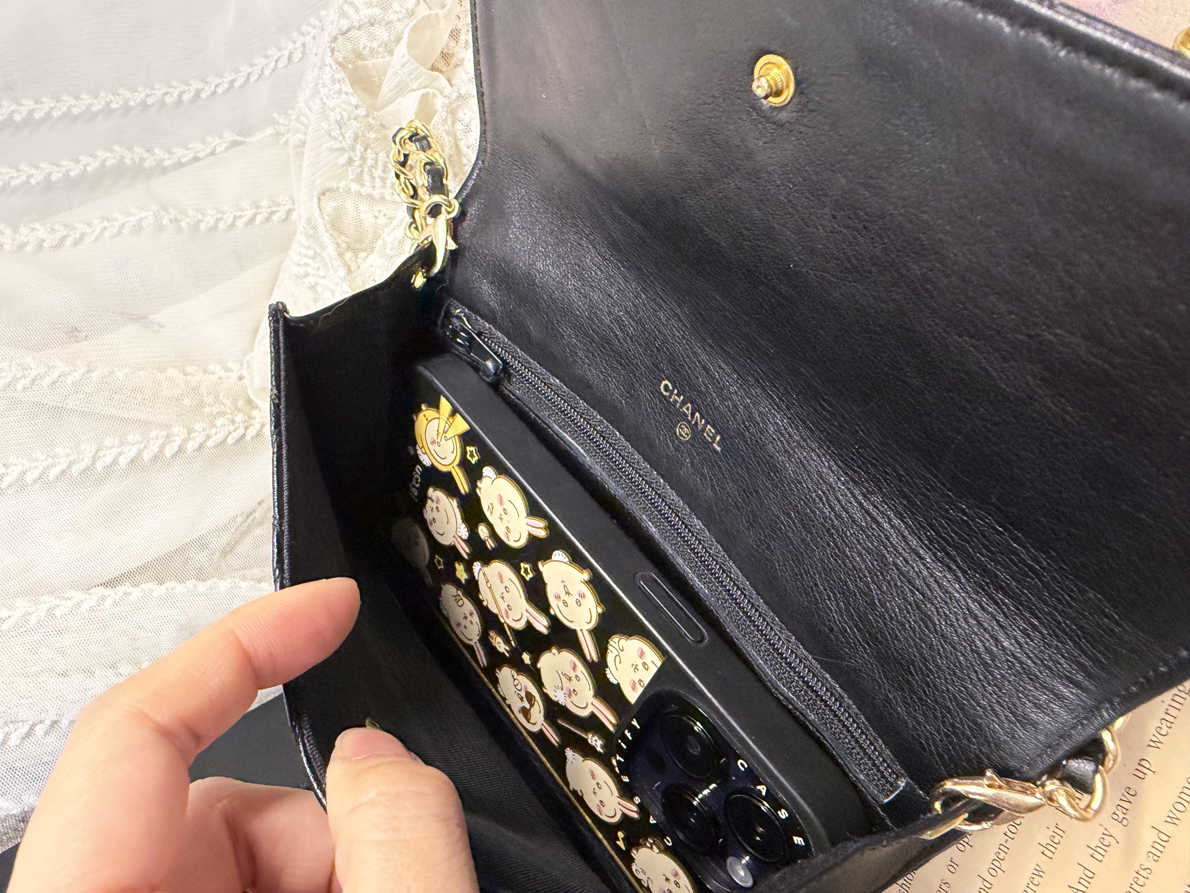 chanel cc black matelasse  black leather flap cutch bag