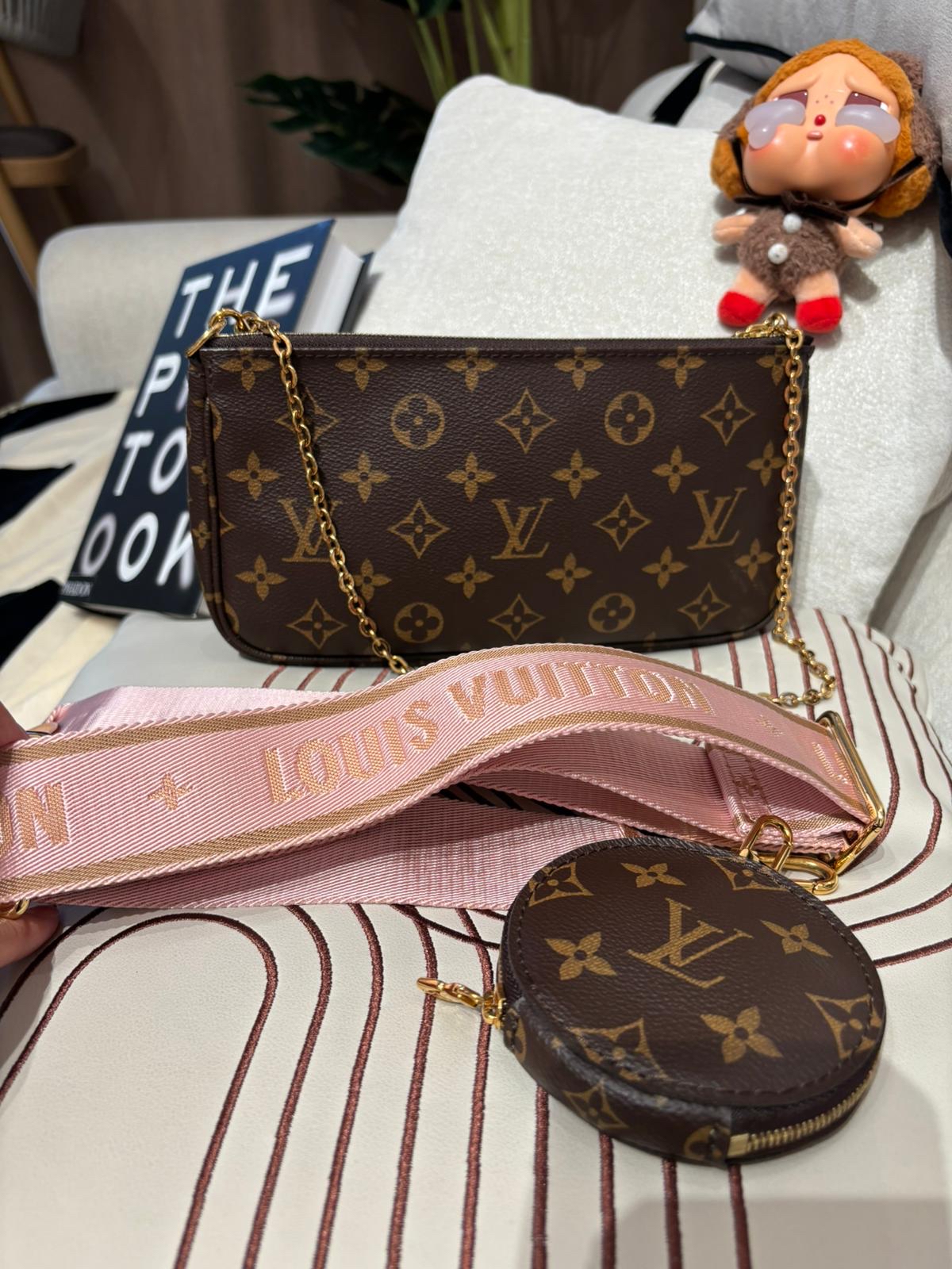 Lv Multi Pochette Accessoires 5合1 100%Authentic ,95%new ✅dust bag