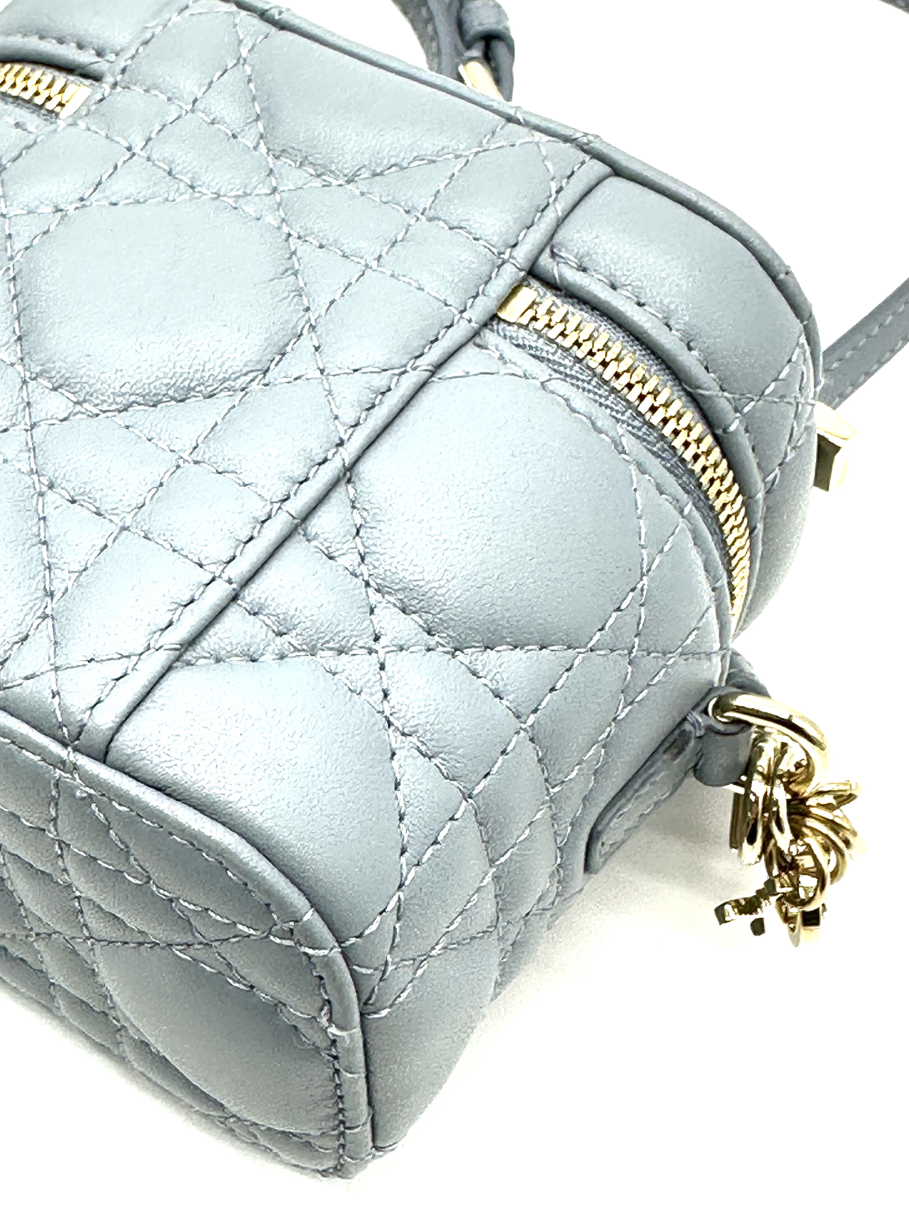 Pre-owned Dior Lady Dior Micro Vanity Case / Product Code: 26040404