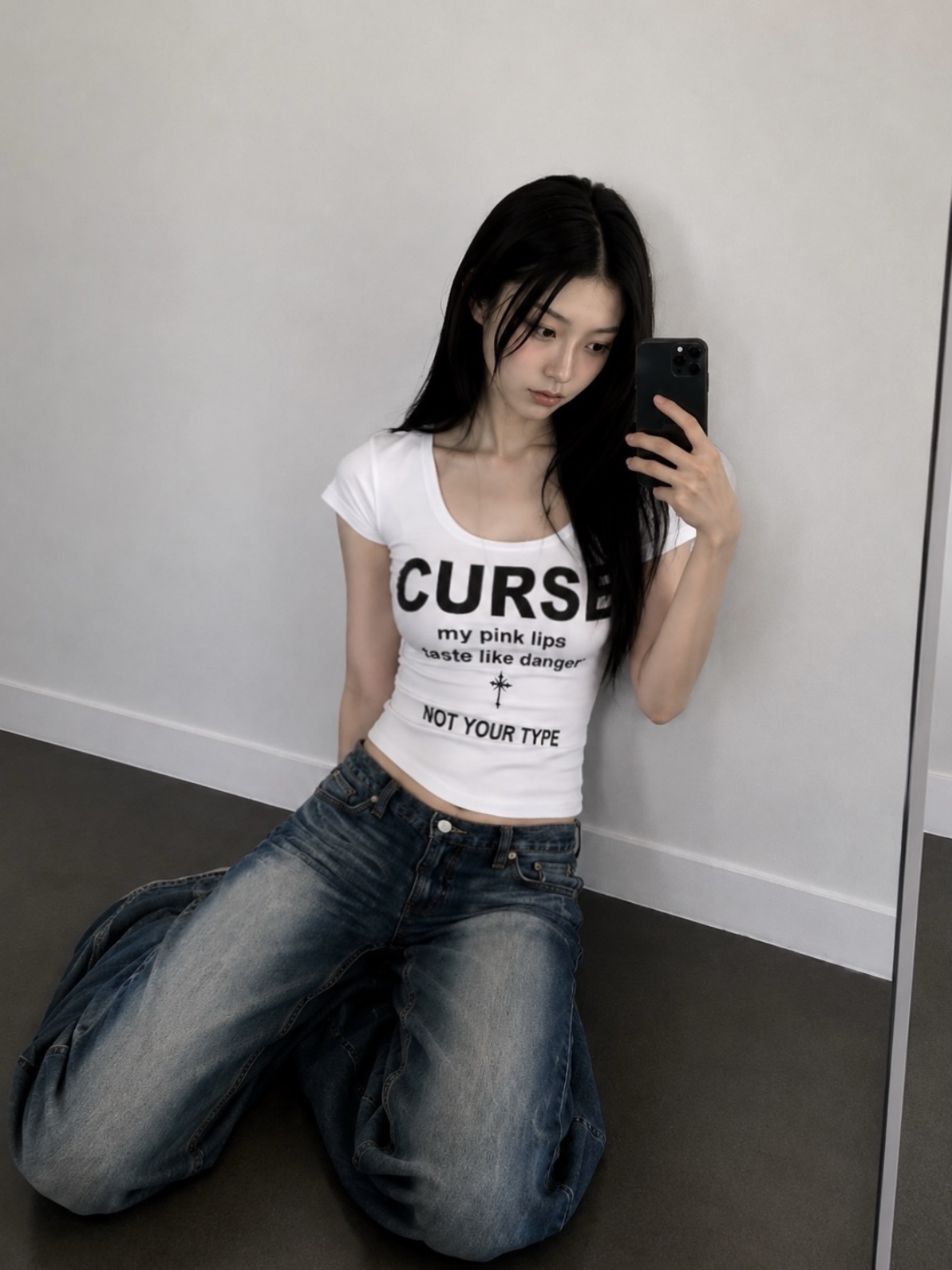 Slim Fit Scoop Neck Graphic Top