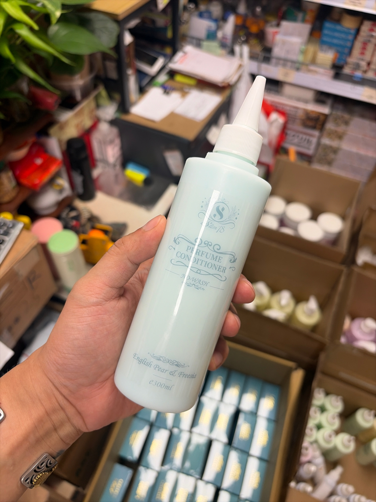 S•Slim18馬卡龍 免洗水香水護髮素💫300ml