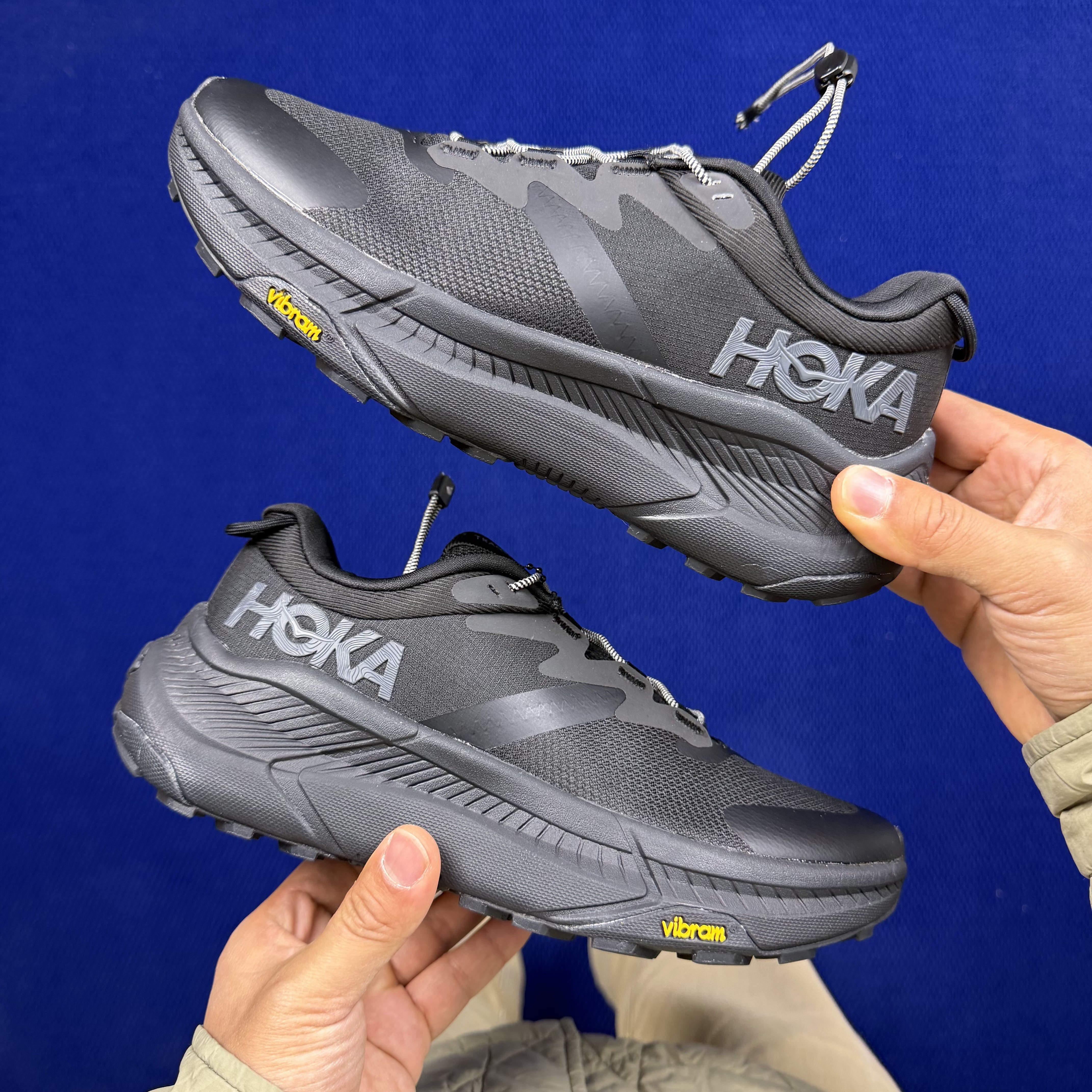 Hoka One One Transport