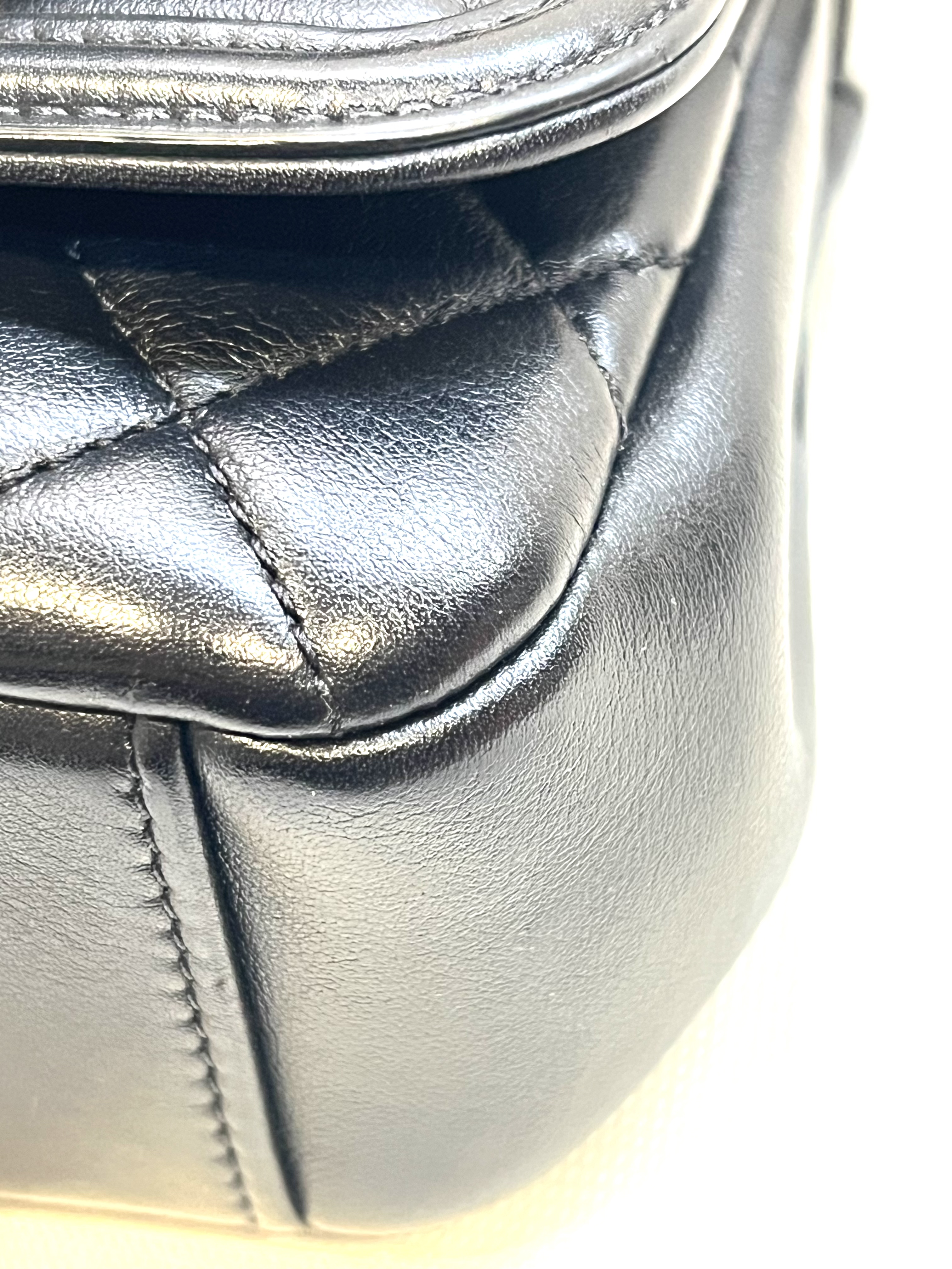 Pre-Owned CHANEL CC Filigree / Product Code: 26041654