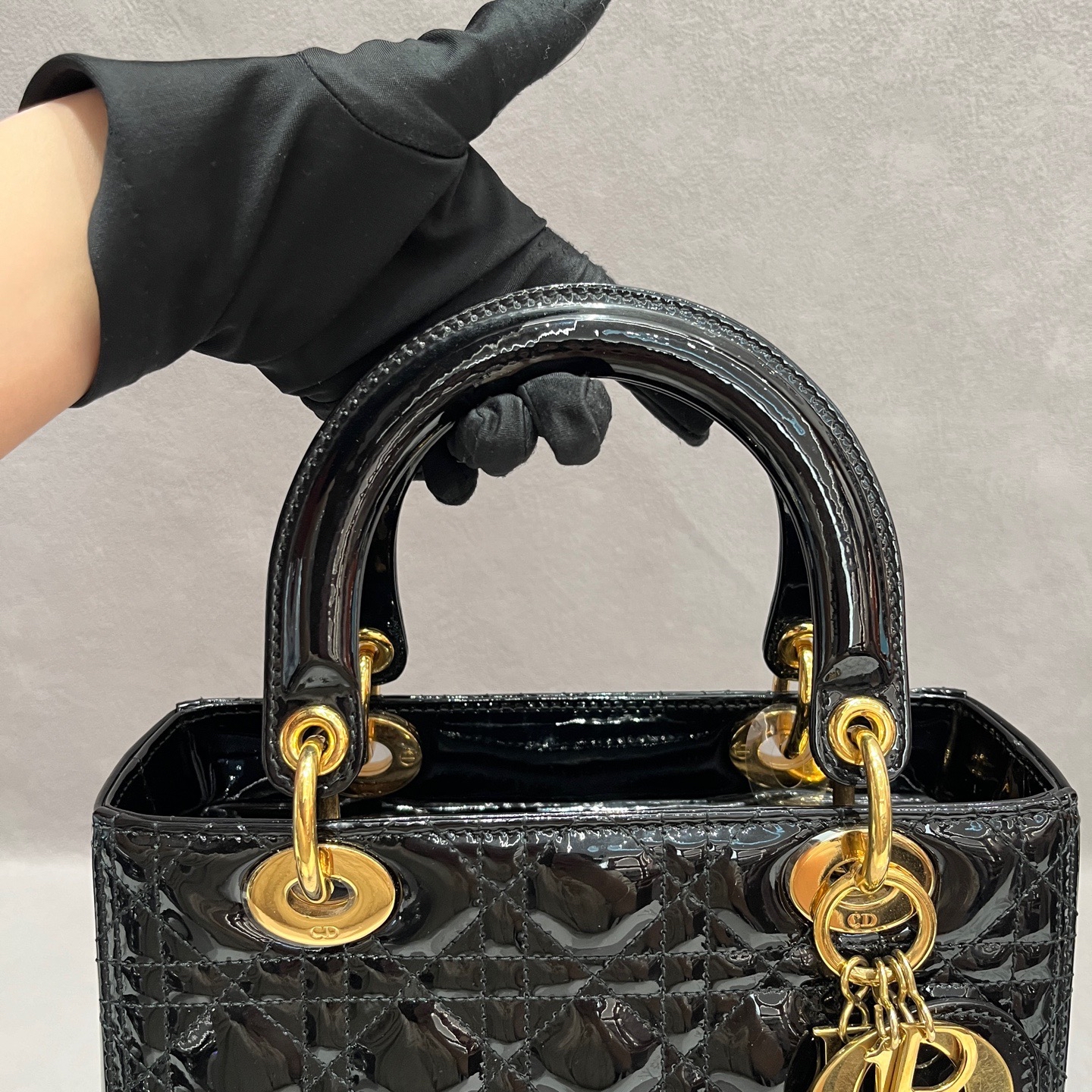 【預訂貨品】Dior Lady Dior漆皮黑金五格戴妃包