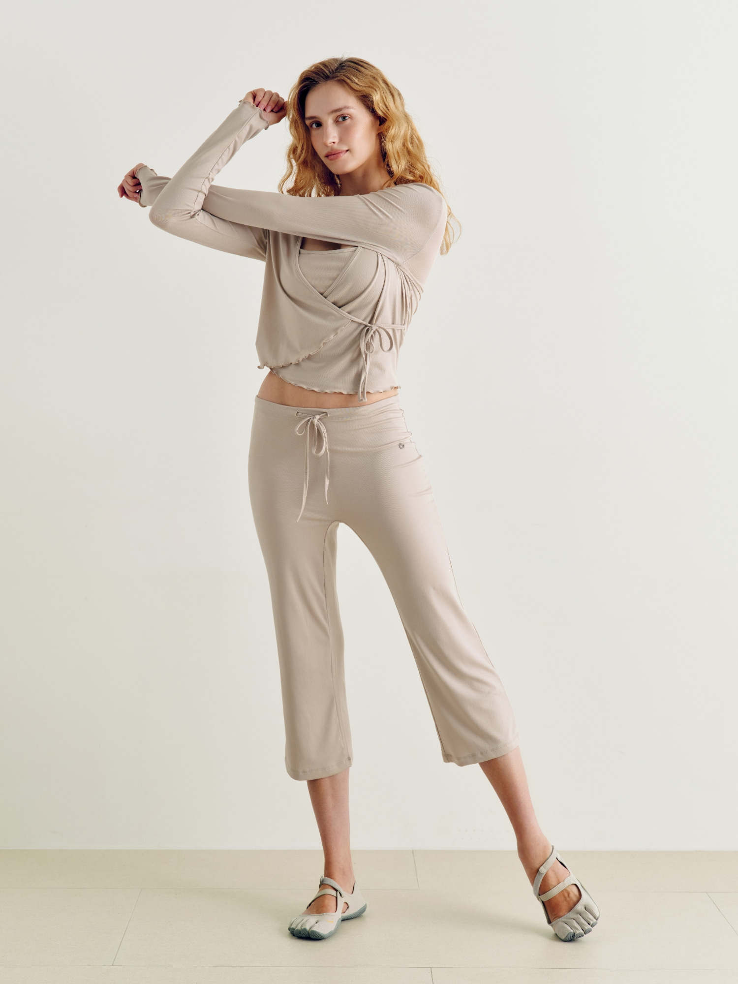 預購_Satva Low-rise Pants by Conch