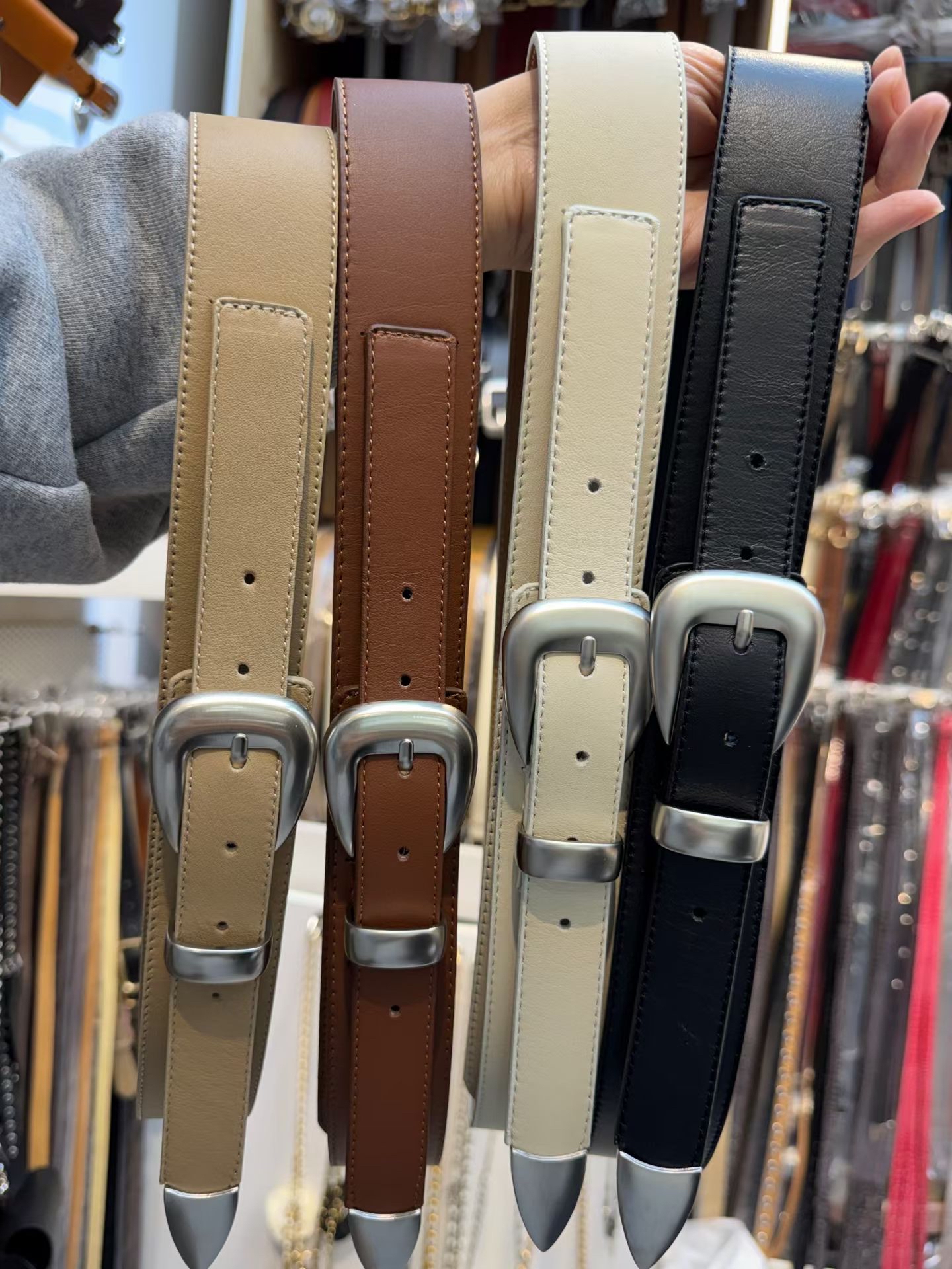 G15 磨砂銀扣粗Belt