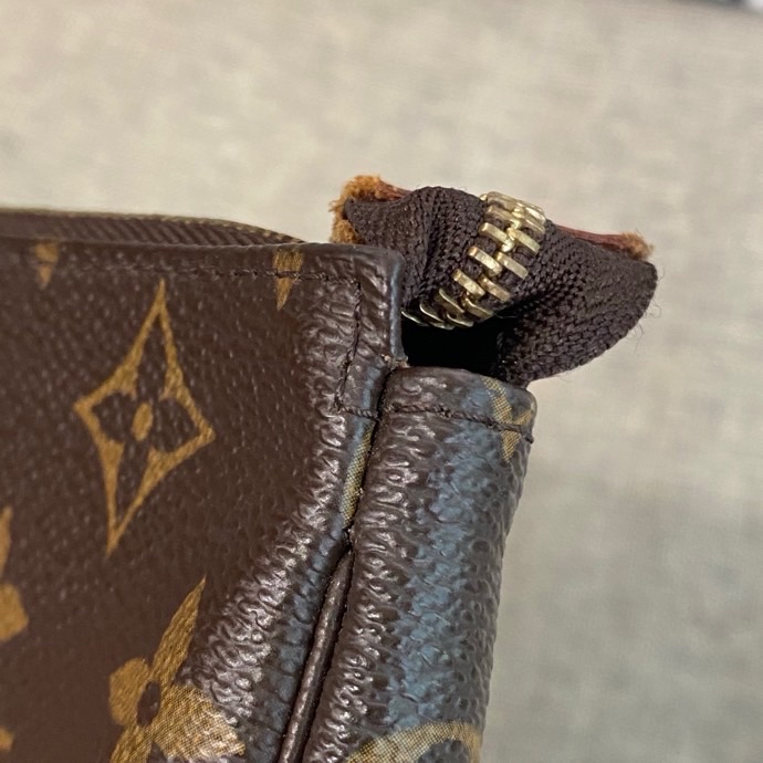 【預訂貨品】LV老花mini麻將包