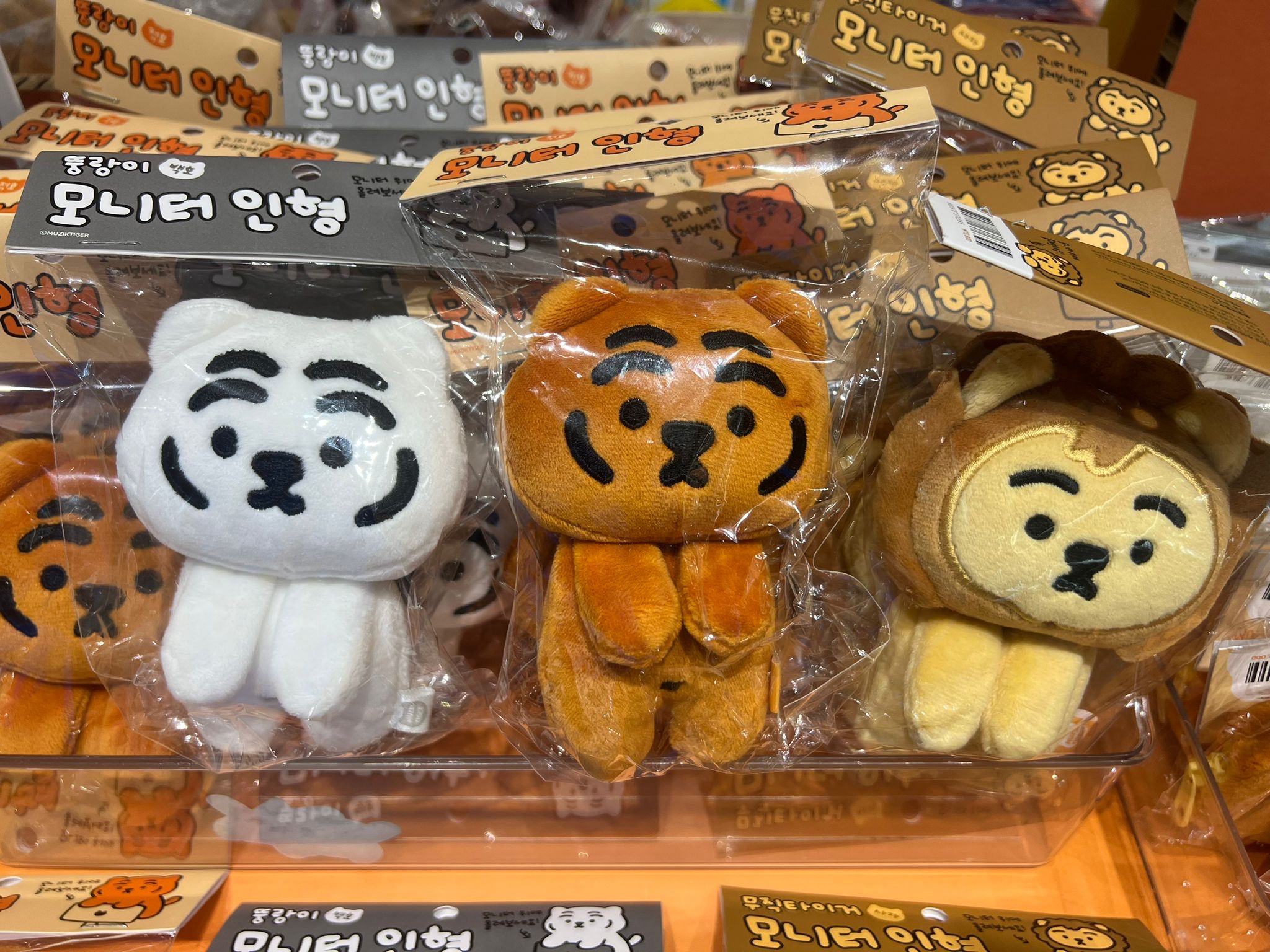 MUZIK TIGER 無業老虎 胖虎뚱랑이 公仔