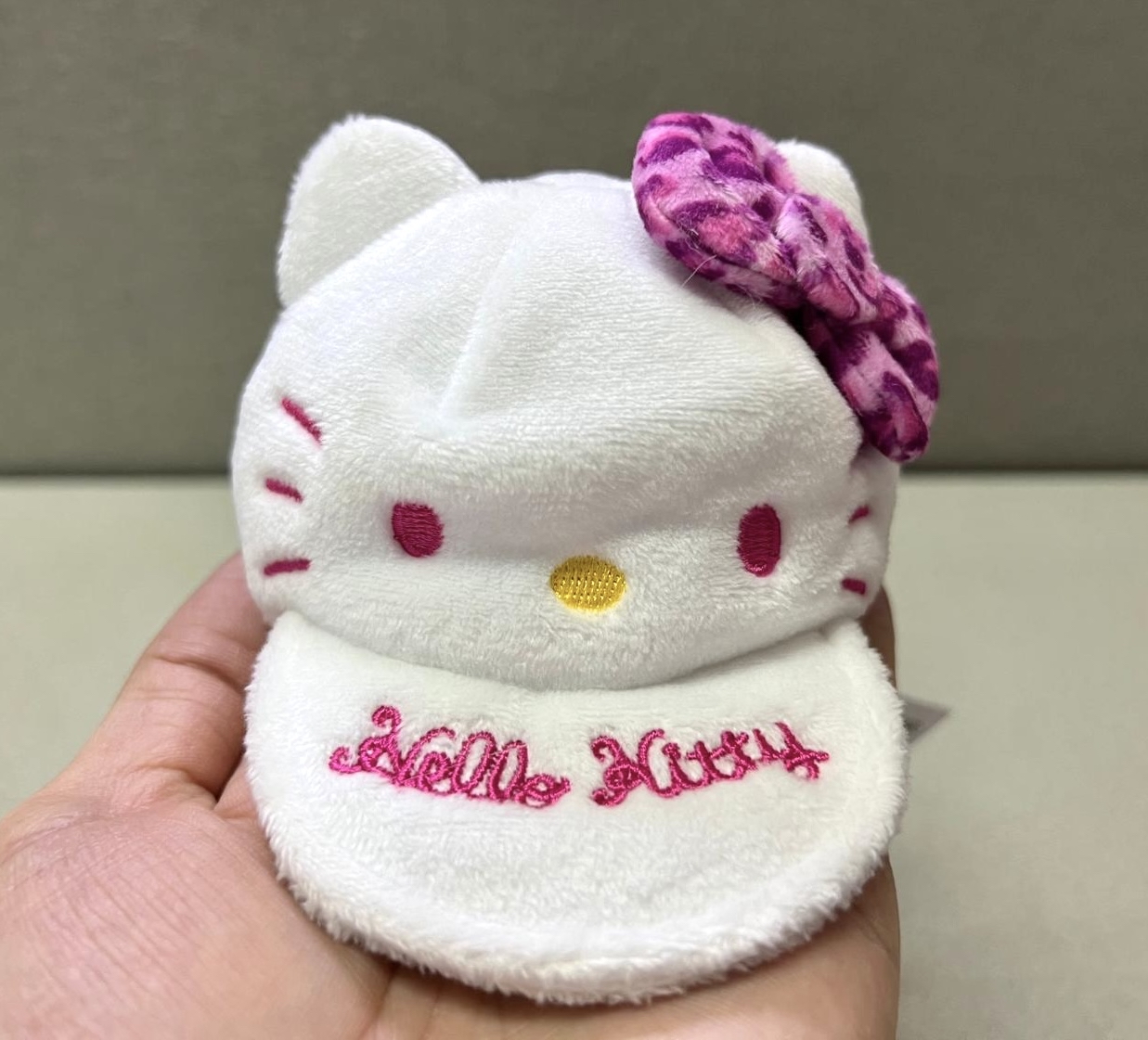 🎌日本直送🎌 Hello Kitty帽造型掛袋