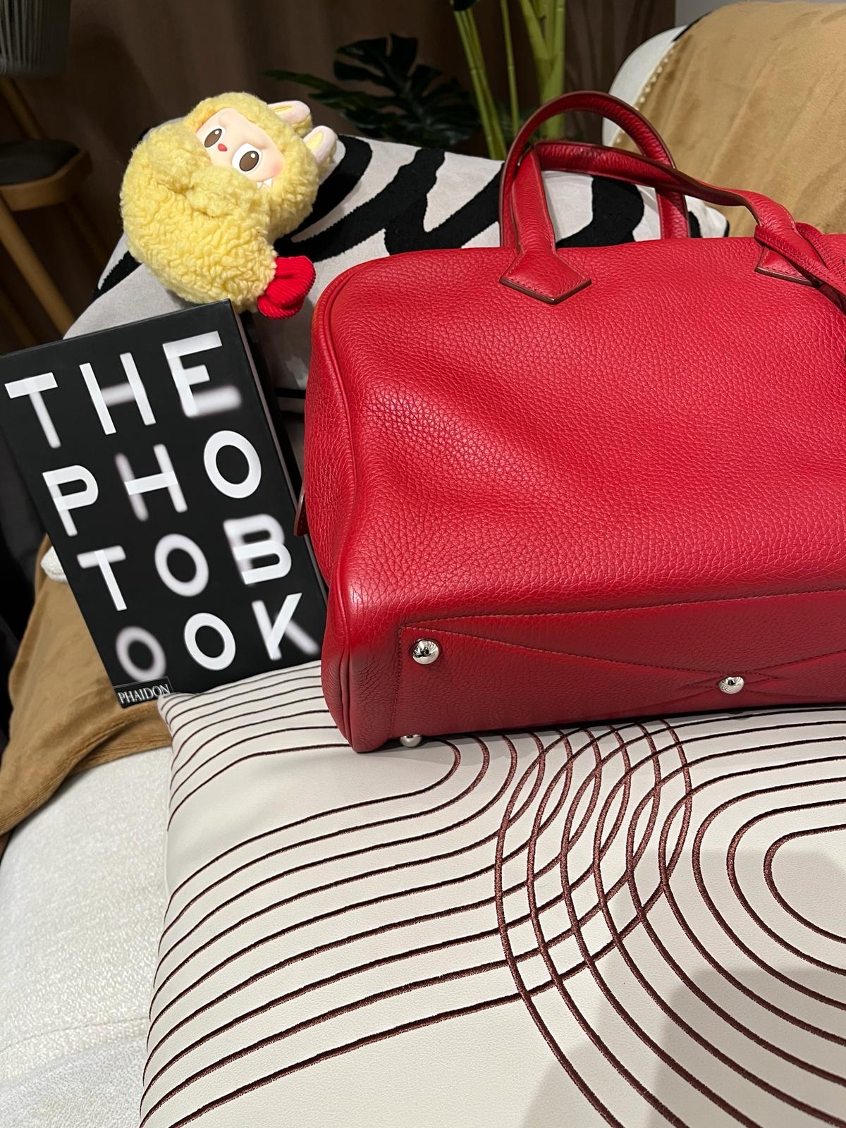 Hermes Victoria 35,STAMP[R] 100%Authentic ,95%new  ✅key lockpad✅dust bag