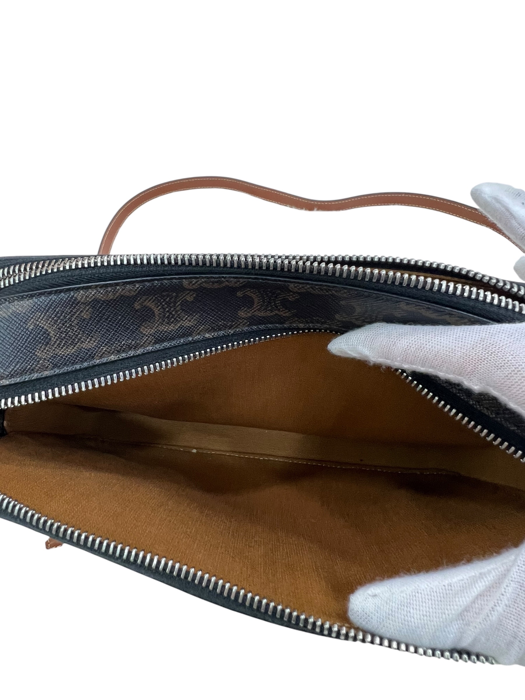 Pre-Owned CELINE Camera Bag / Product Code: 063021