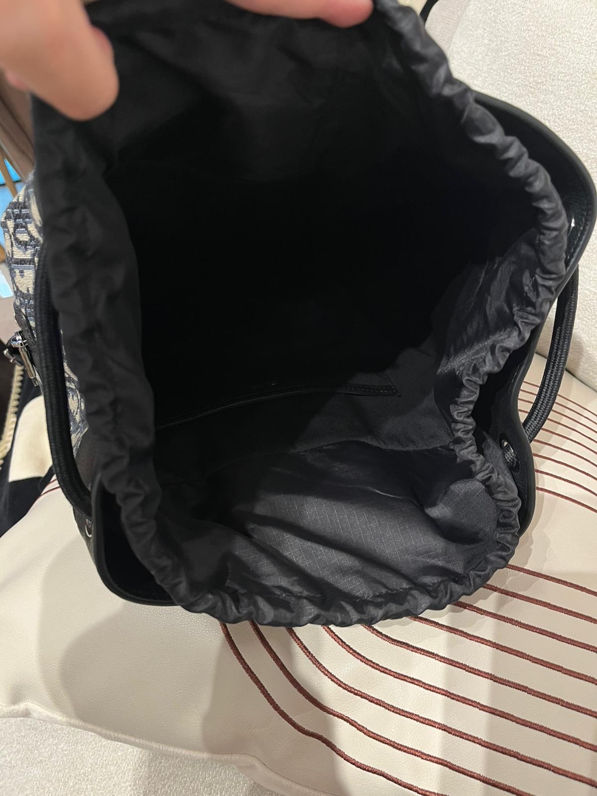 Dior SLING BUCKET BACKPACK OBLIQUE 100%Authentic,98%new✅dust bag  