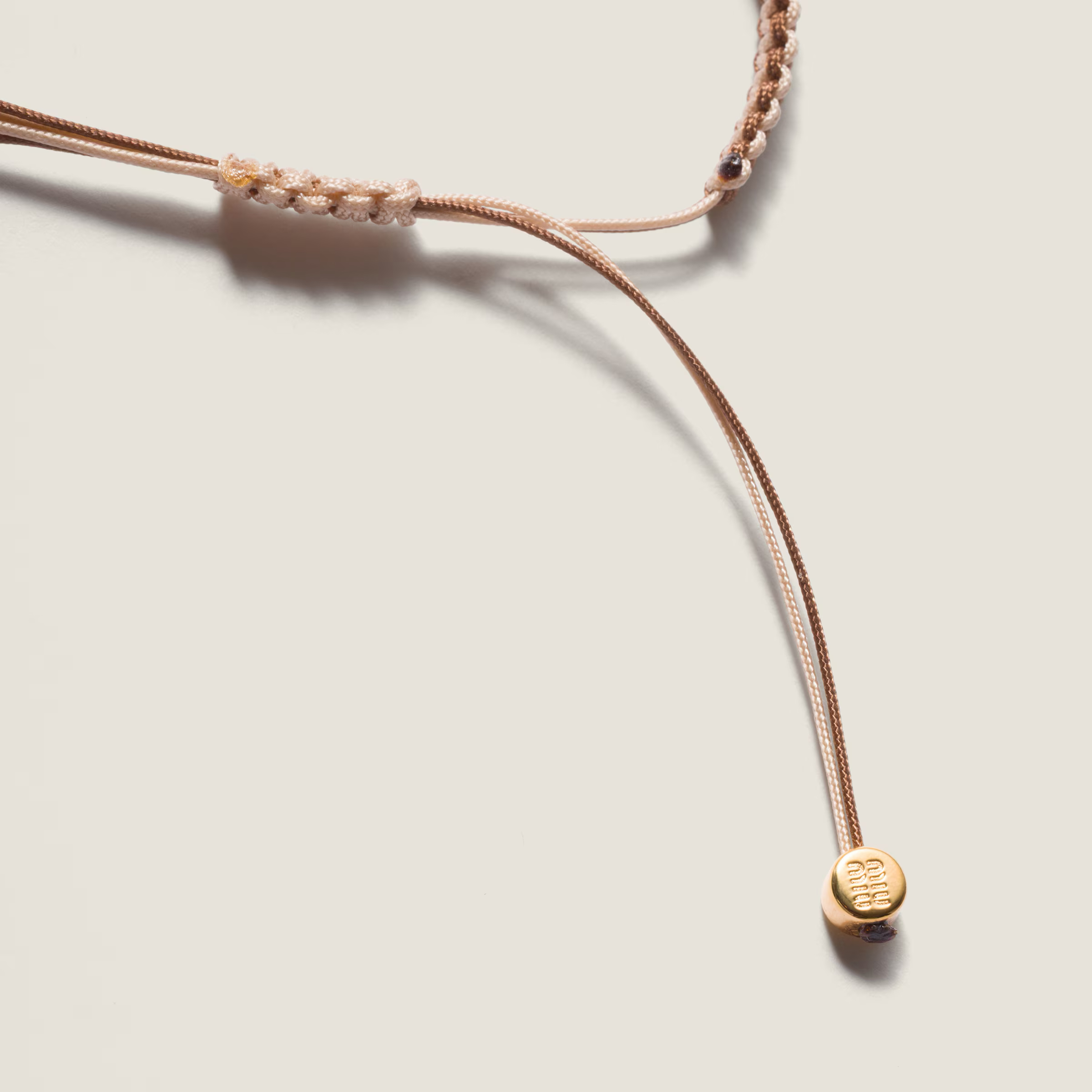 限時優惠😍訂貨📮MIUMIU 雙色編織手繩 Free size