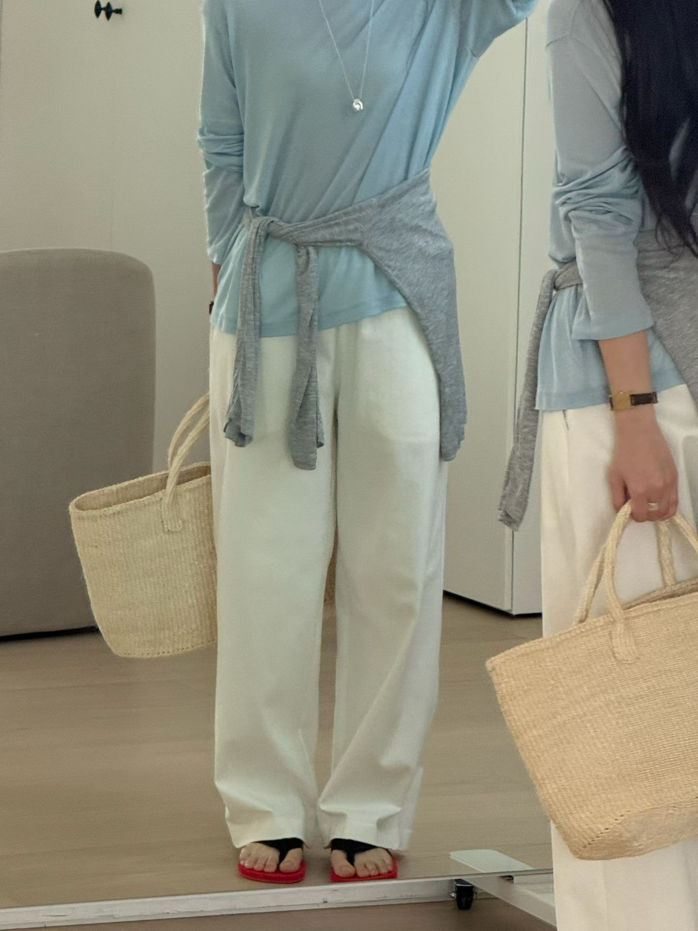 221167淨色薄長袖tee