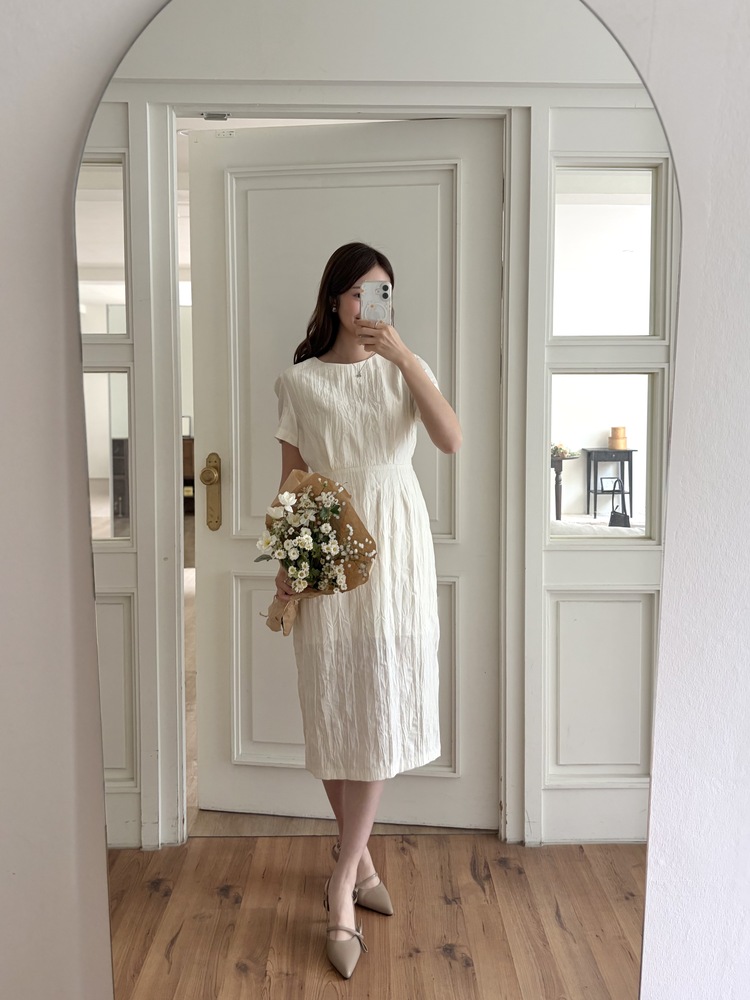 Lune Textured Dress (Ivory)