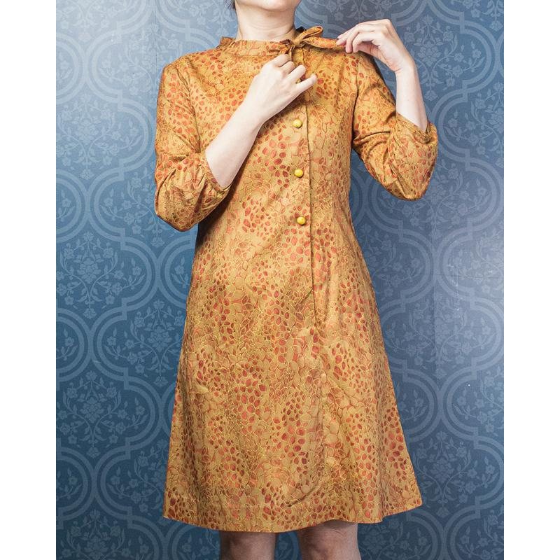 Late 1960s-1970s Side Tie Collar Patterned Shift Dress/MOD Dress (NA0698)