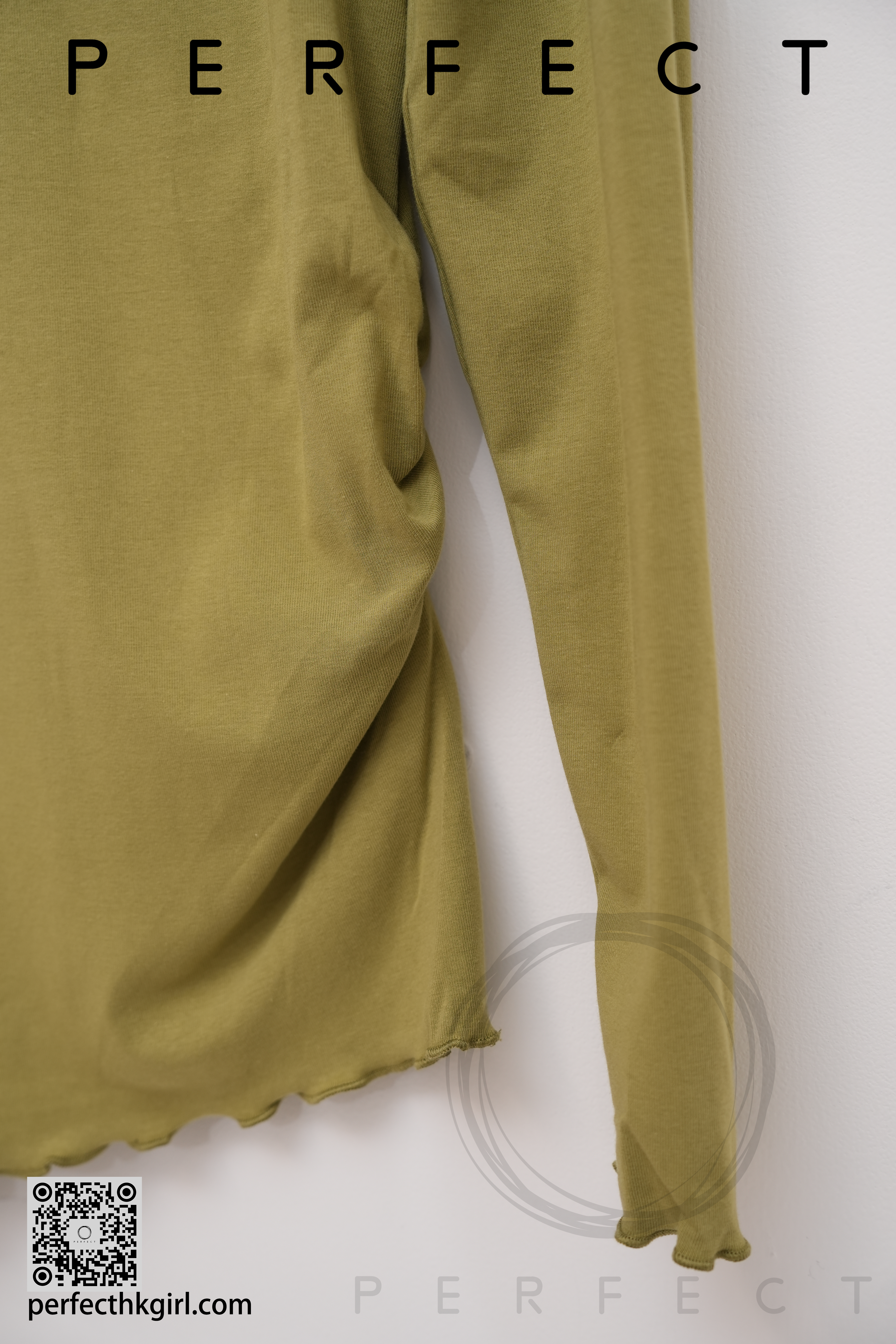 T0037_優雅水草RUFFLE領打底衫（顯瘦黑色）