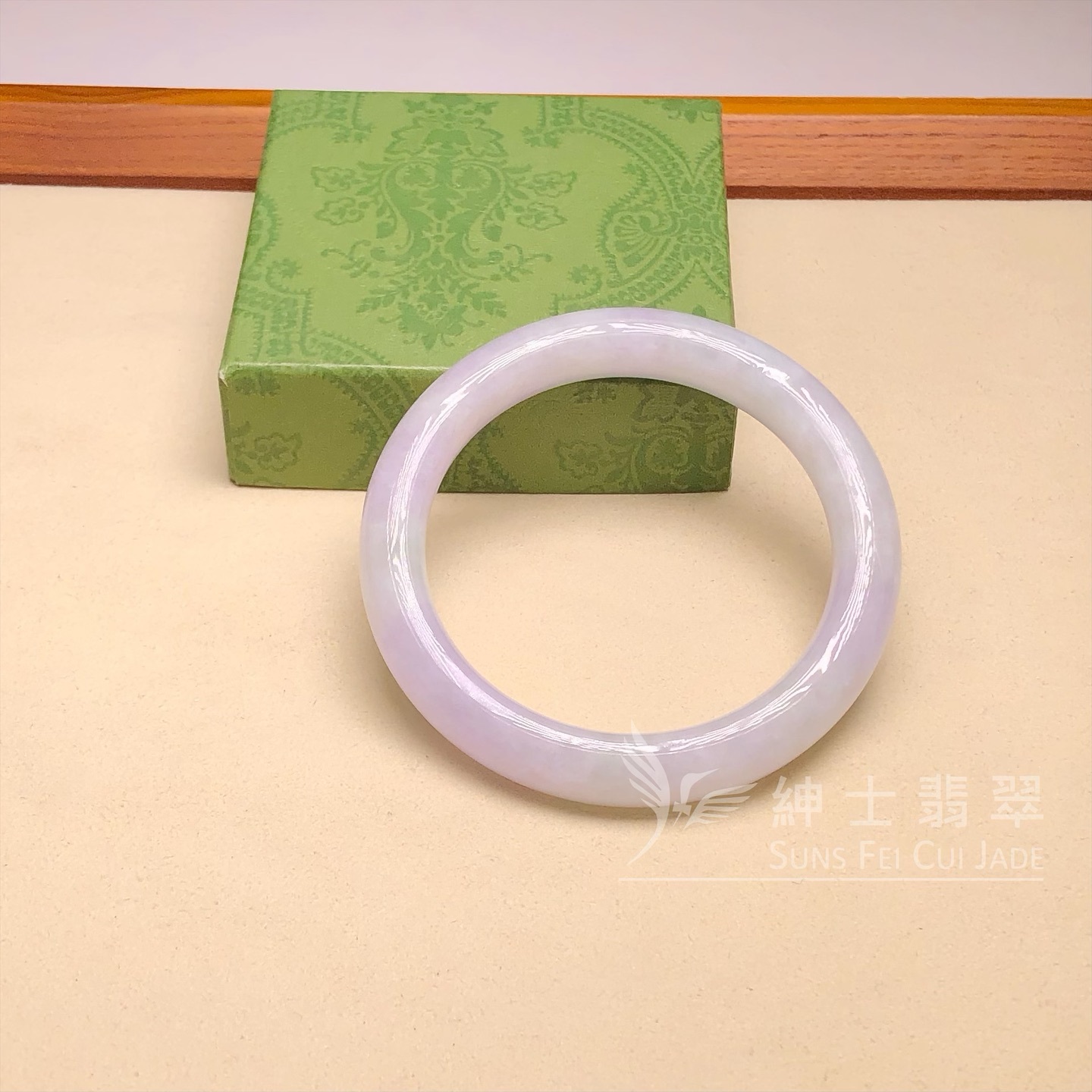 木那粉紅春彩福鐲53.6mm