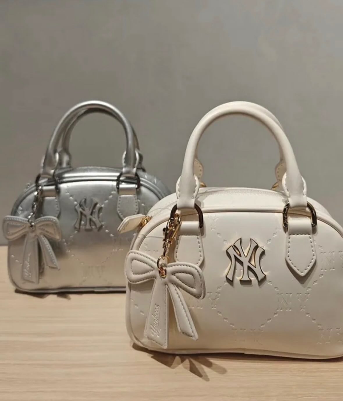 MLB 26年春款鑽石老花紋保齡球手提包 