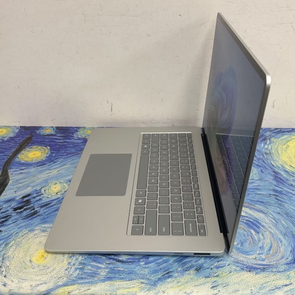 *4838 全新 Microsoft Surface Laptop 7 Snapdragon X1E /16GB Ram/256GB SSD/2.5K Touch Mon/15寸/性價比高/ Laptop / Gaming / PC / 文書機 / Netflix / Movie / Disney+ / Ai / Snapdragon XElite/電子之家，你既電子專家