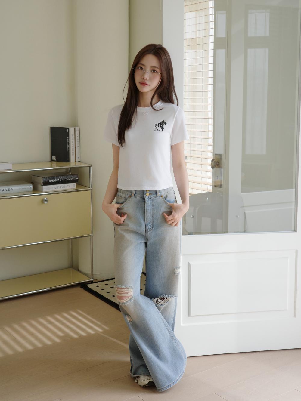 <預訂>🇰🇷MuahMuah Cross muah crop half T-Shirt