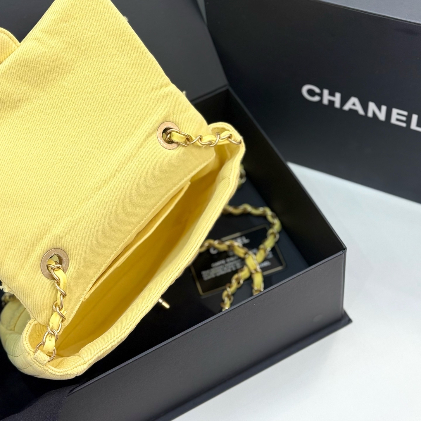 【預訂貨品】Chanel小雞黃牛仔布方胖子 