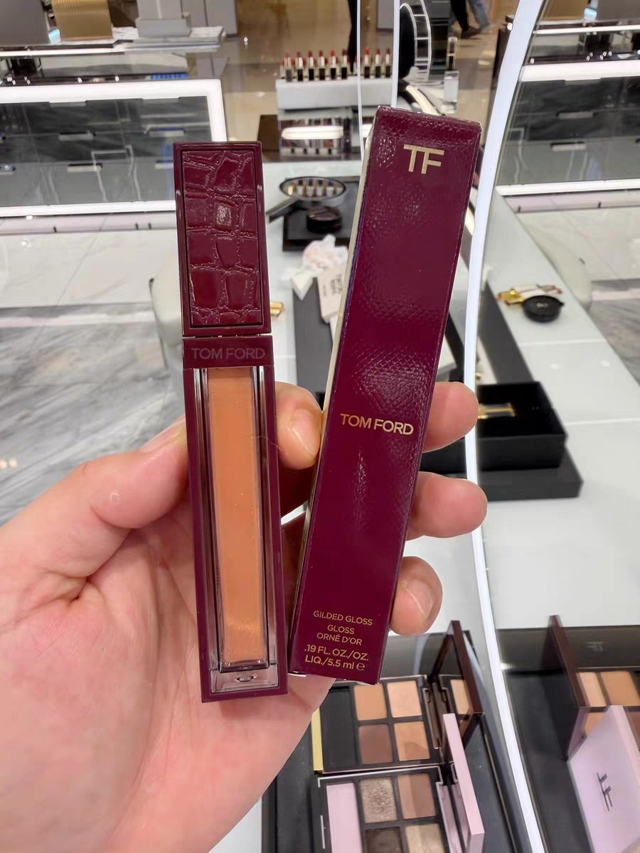 2026限定版 😍 Tom Ford 焰欲紅鱷紋唇釉 #GLOSSLUXESUNLUST 琉光蜜桃 5.5ml *專櫃
